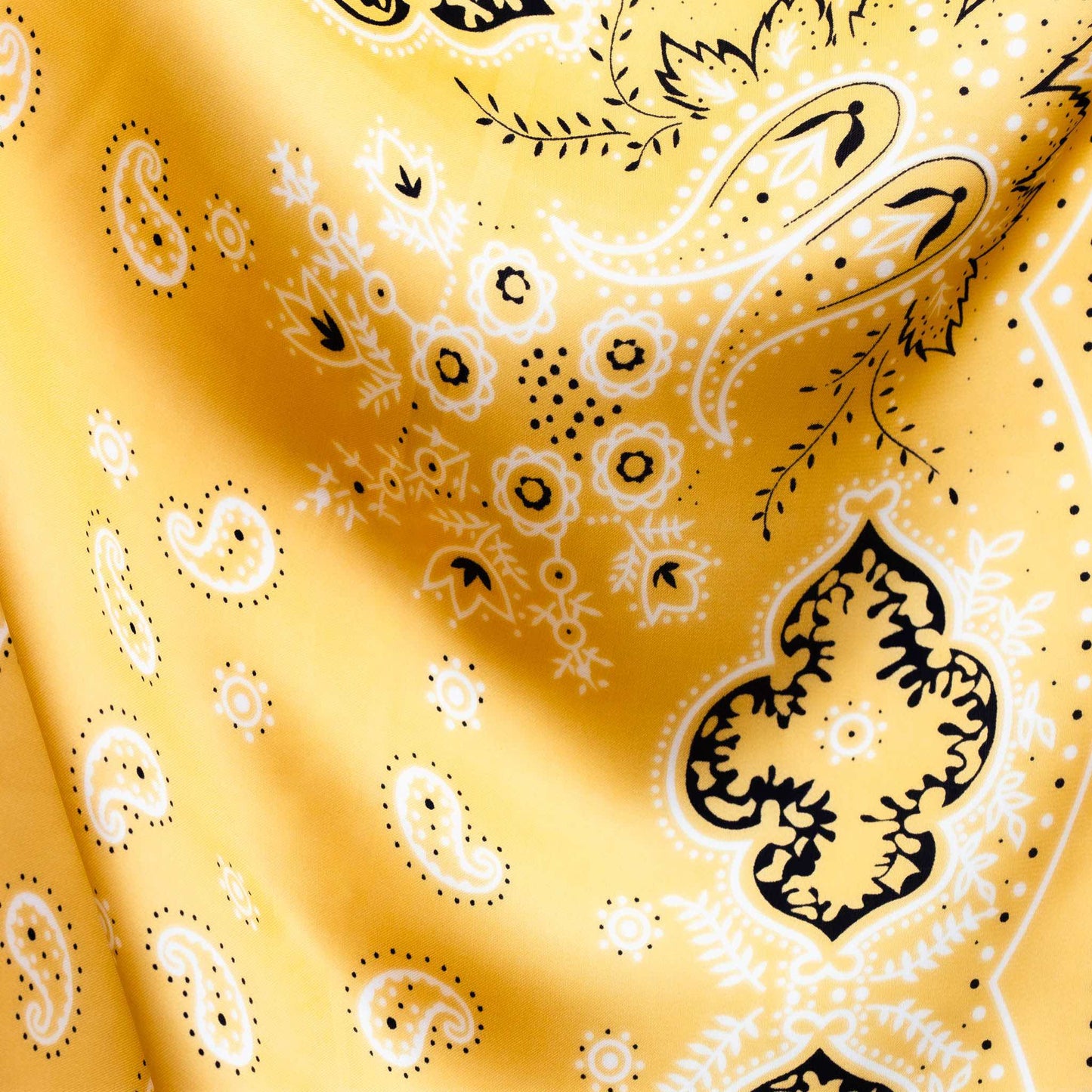 Eșarfă damă din satin, imprimeu oriental cu buline mici, 60 x 65 cm - Galben