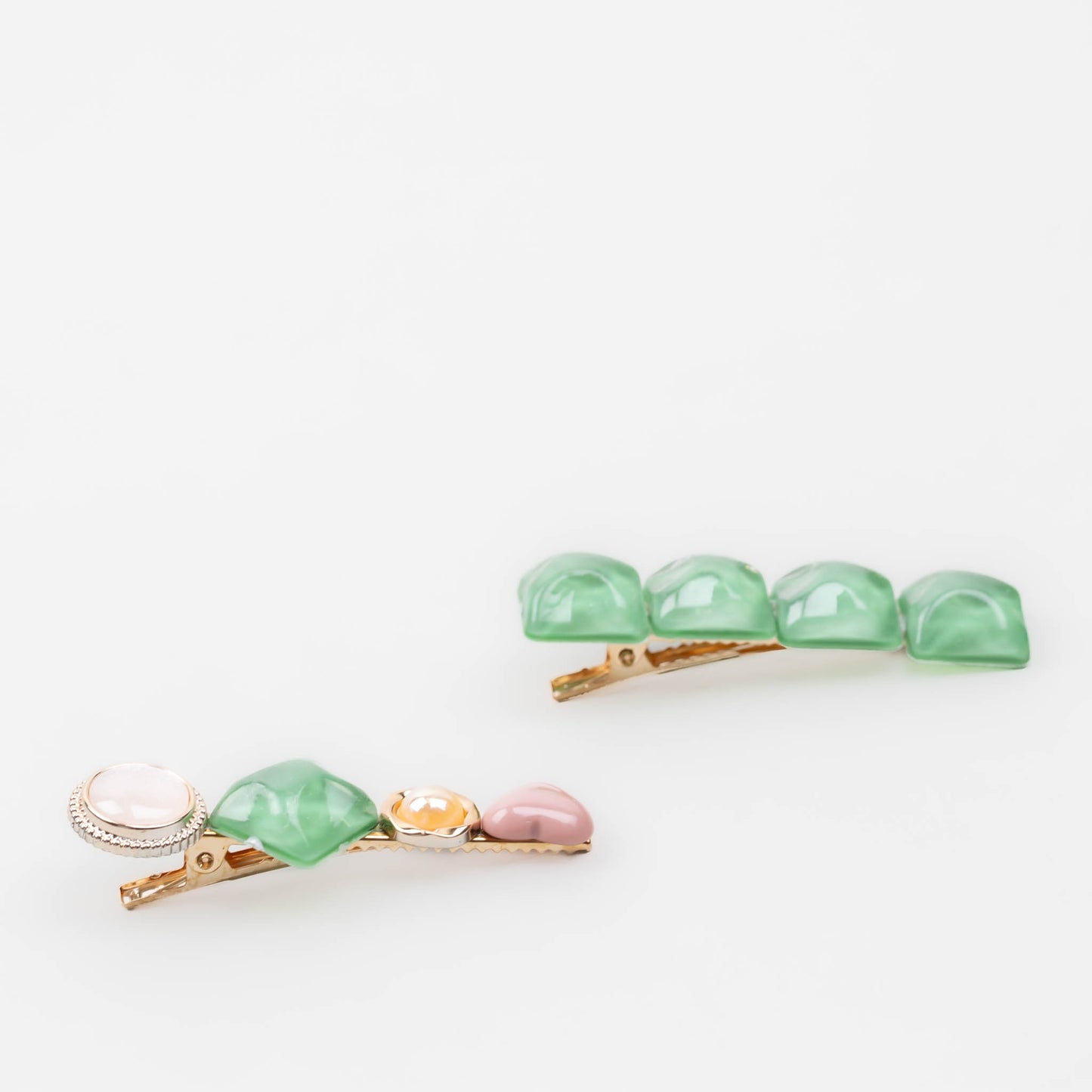 Agrafe de păr tip aligator cu pietre efect bomboană și elemente diverse, set 2 buc - Verde