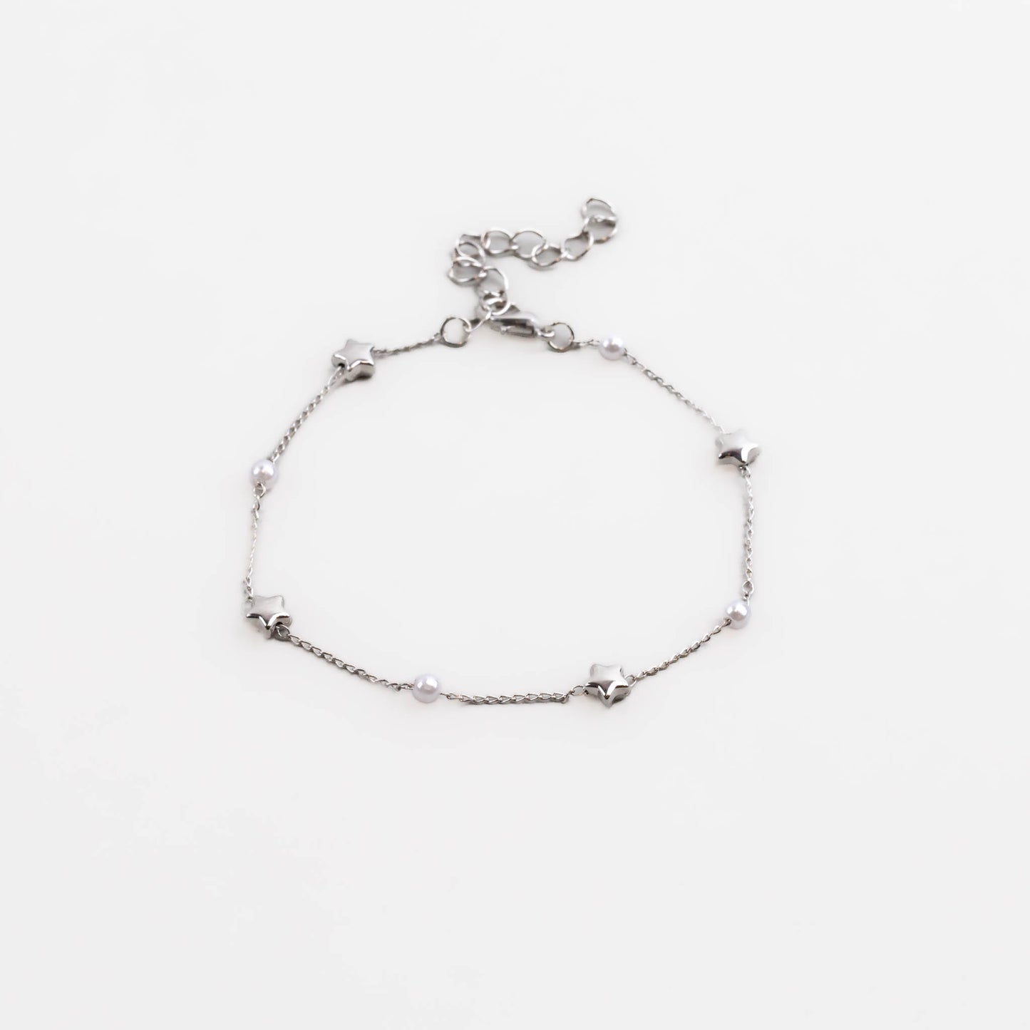 Brățară reglabilă cu perle mici și stele - Argintiu
