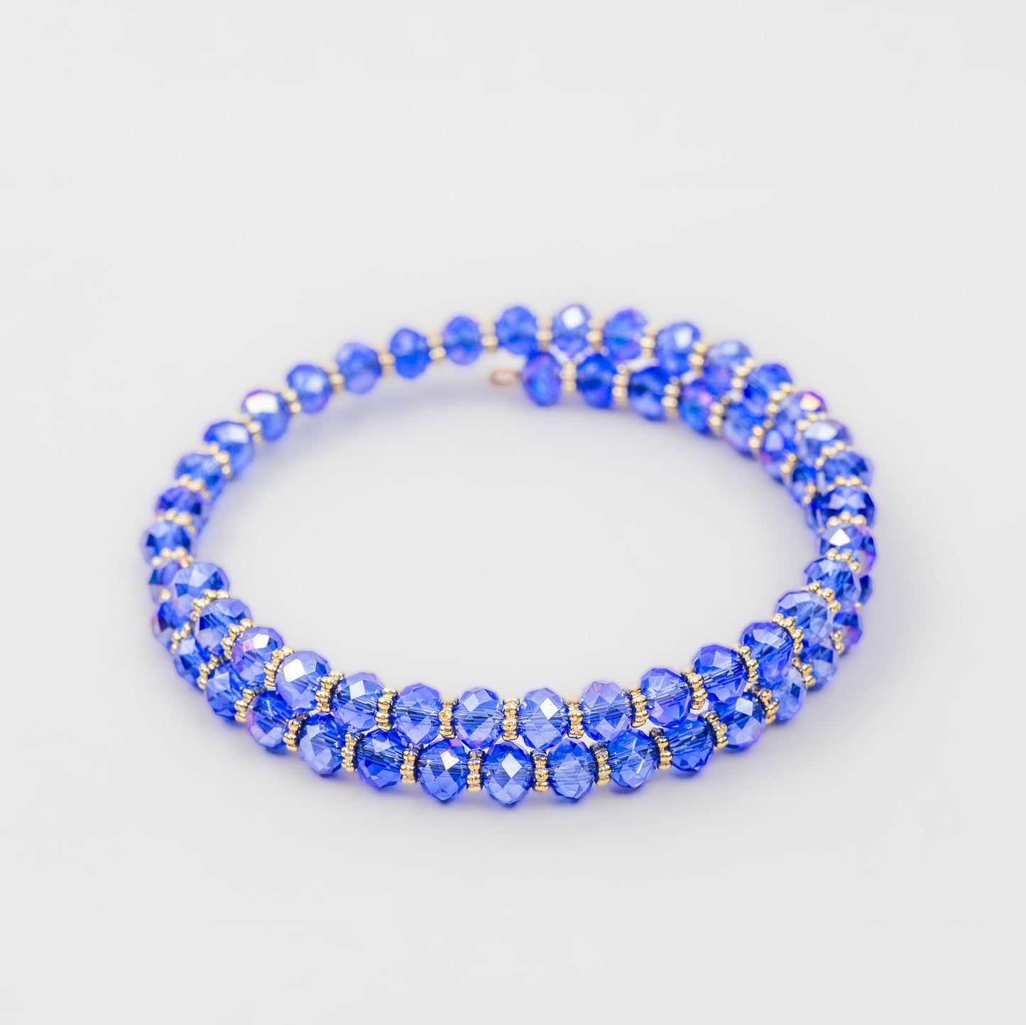 Brațară reglabilă pe arc cu pietre strălucitoare colorate - Albastru cobalt