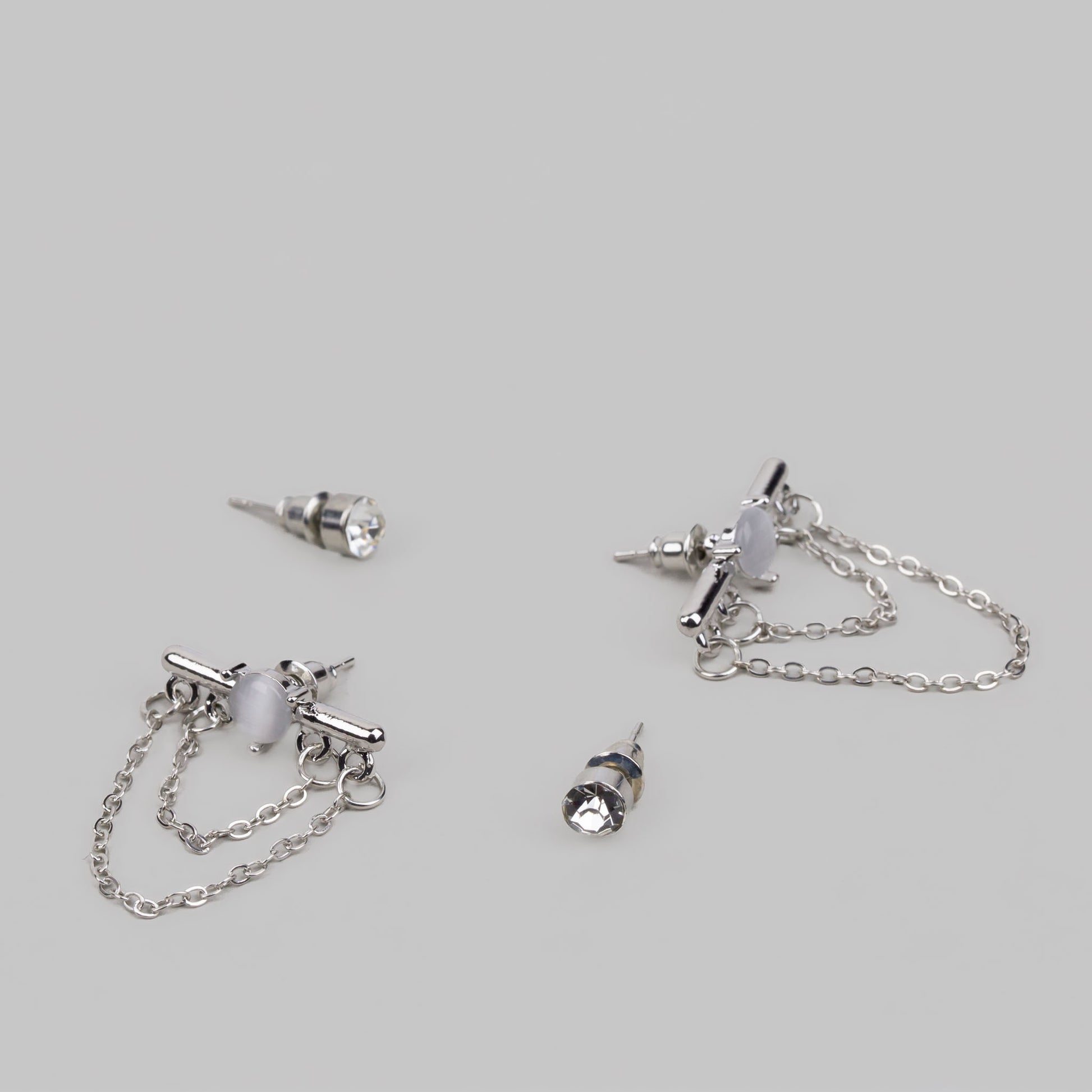 Cercei argintii cu lănțișor, piatră și accent color, set 2 perechi - Gri