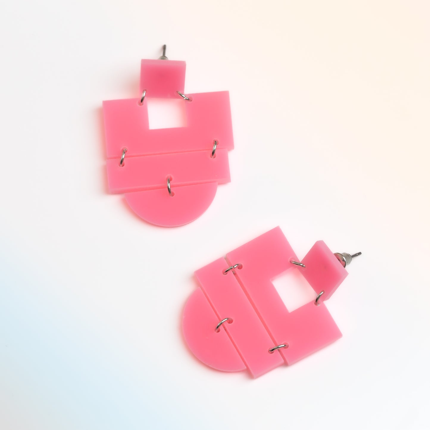 Cercei brutalism vibes, ușori și comozi - Roz
