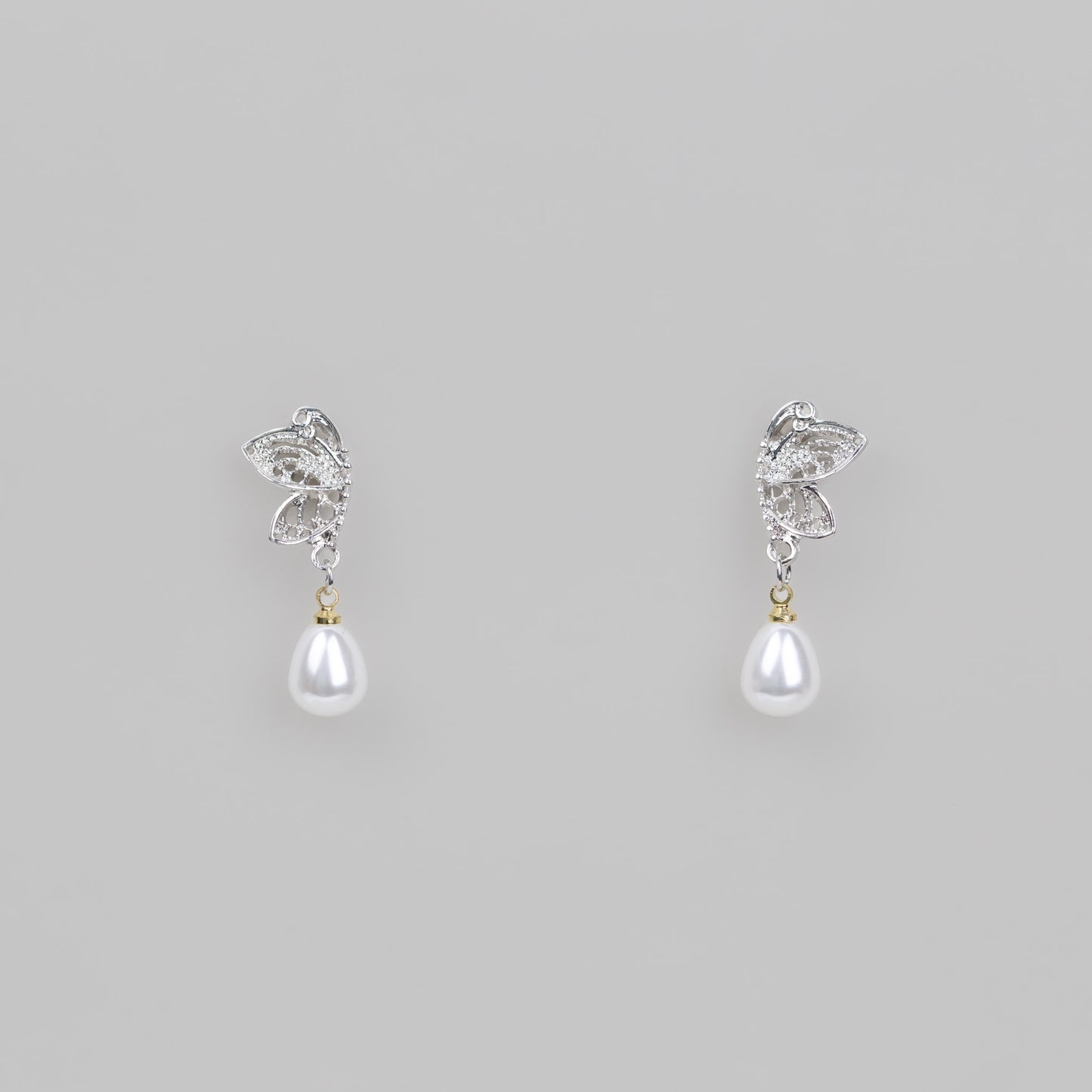 Cercei butterfly cu perlă - Argintiu