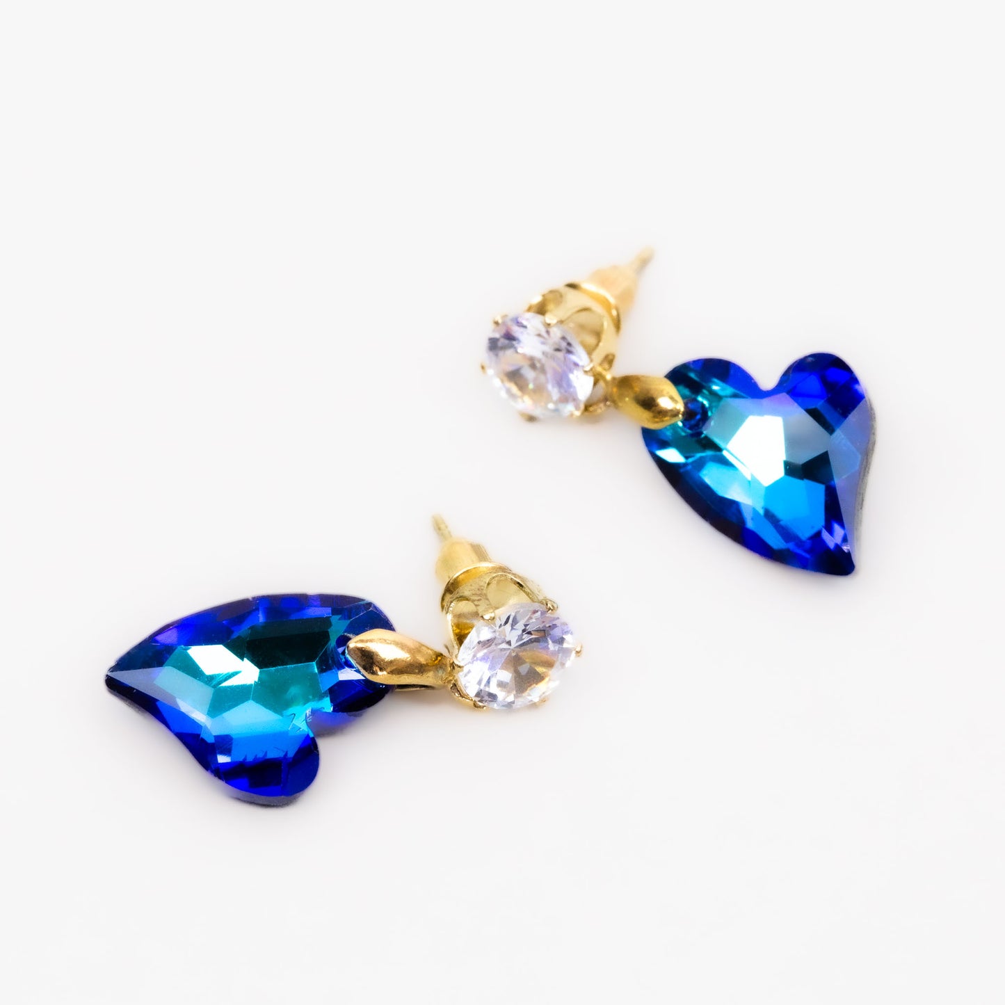 Cercei cu piatră strălucitoare în formă de inimă abstractă - Albastru pătrunzător