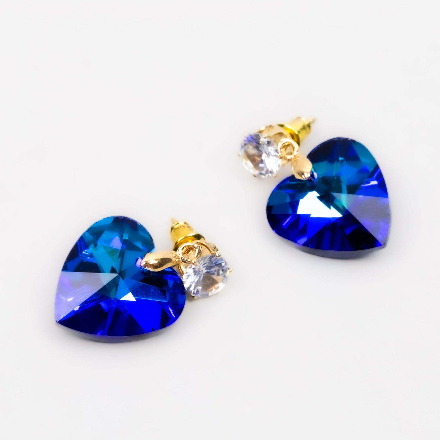 Cercei cu piatră strălucitoare în formă de inimă - Albastru pătrunzător
