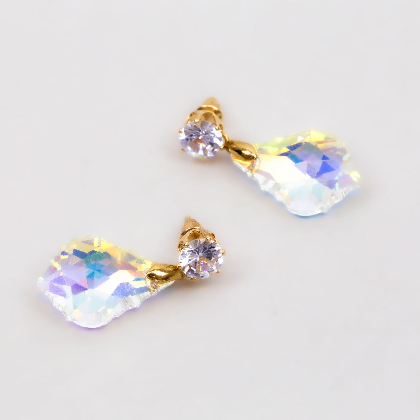 Cercei cu piatră strălucitoare nuanțată - Galben șampanie