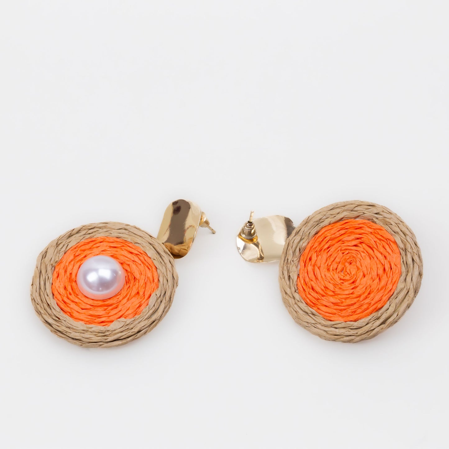 Cercei din ratan cu perlă și accent auriu - Portocaliu