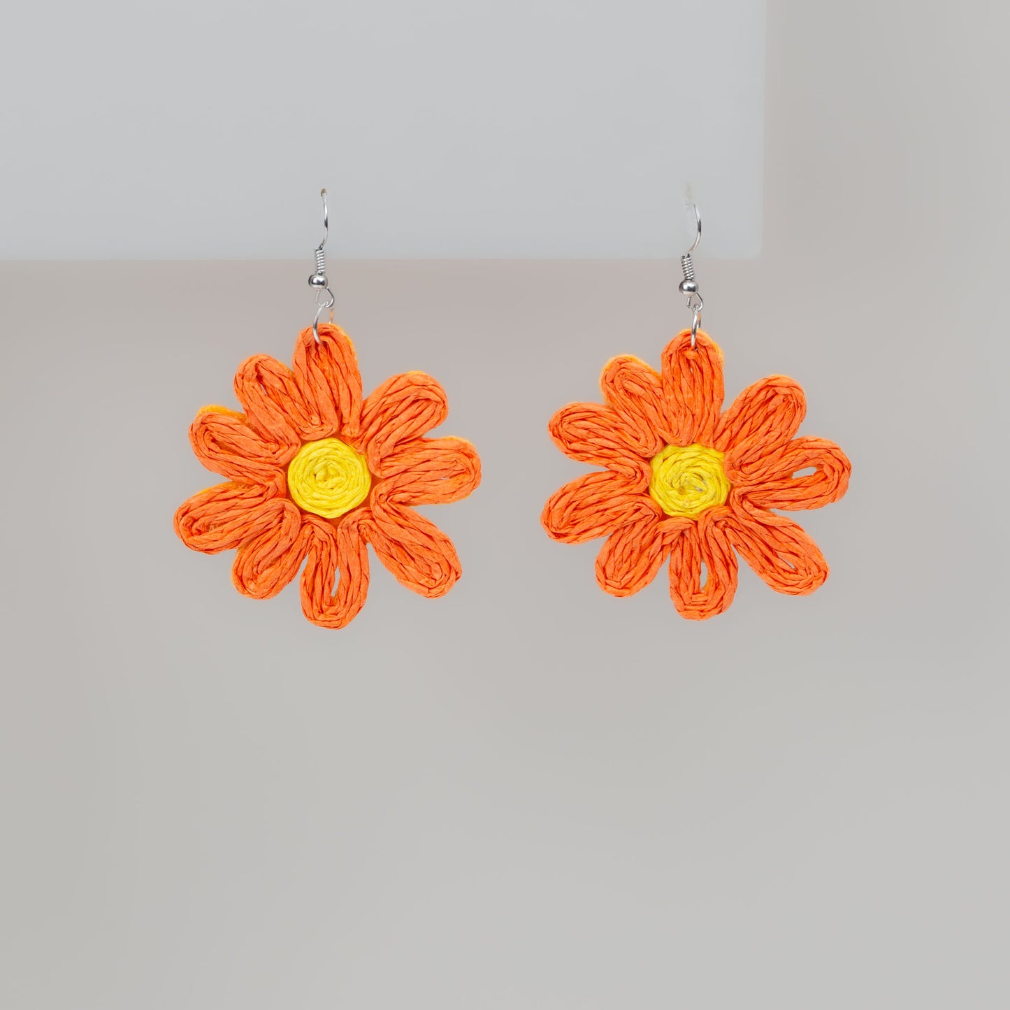Cercei din ratan în formă de margaretă - Portocaliu