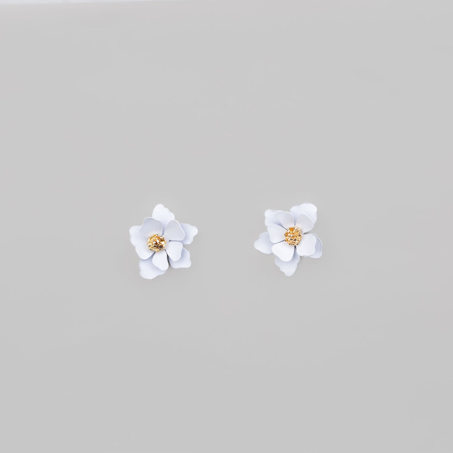 Cercei în formă de floare de Colorado - Alb