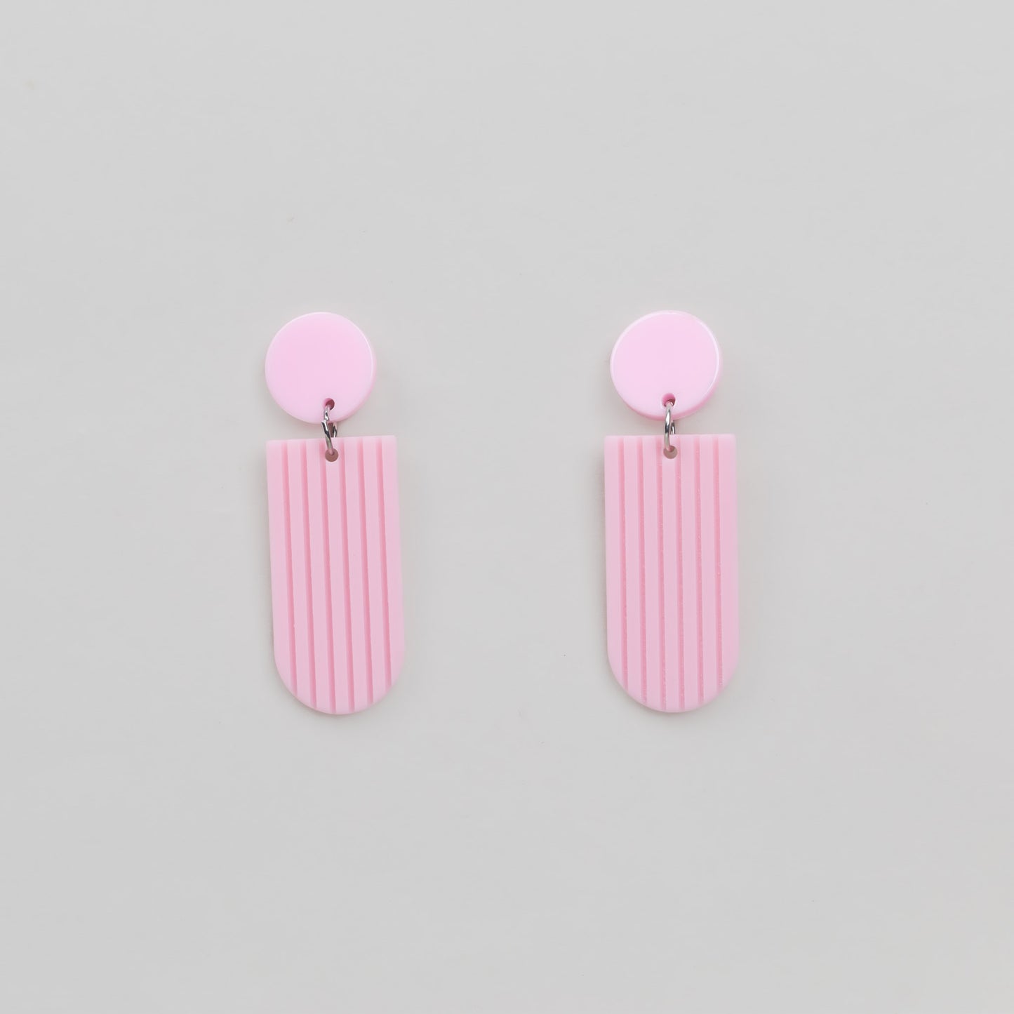 Cercei în stil minimal cu aspect geometric - Roz