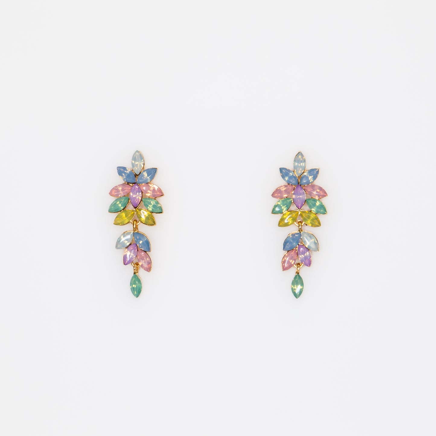 Cercei lungi eleganți cu pietre stilate, Petale de Lumină - Multicolor