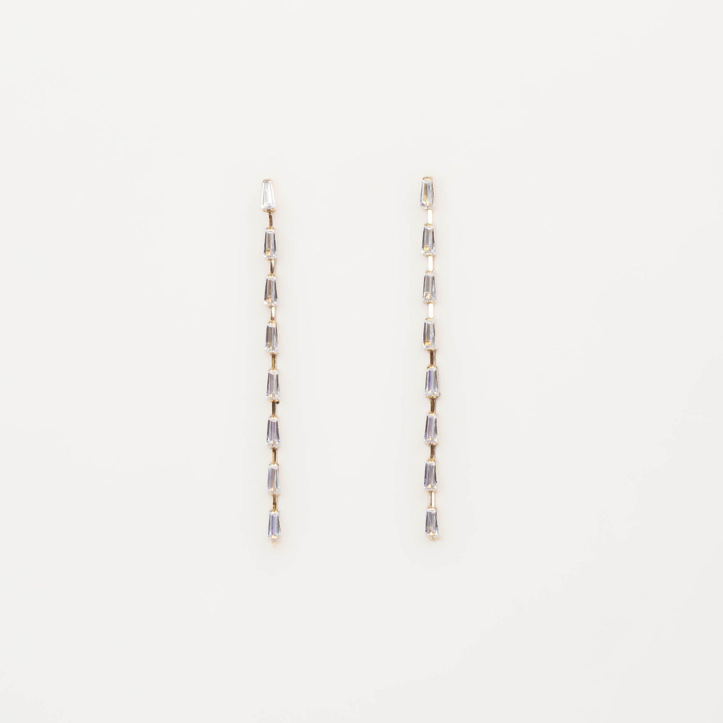 Cercei lungi și ușori cu pietre colorate - Argintiu