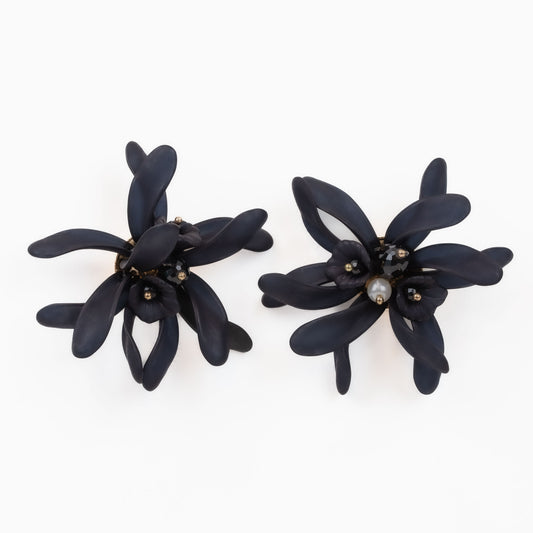 Cercei mari în formă de floare cu perle - Negru