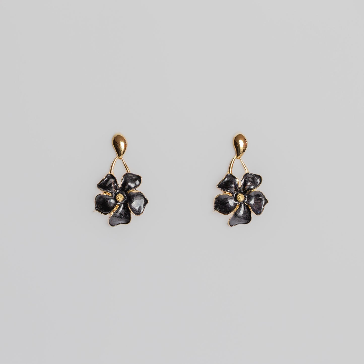 Cercei metalici flori elegante - Negru
