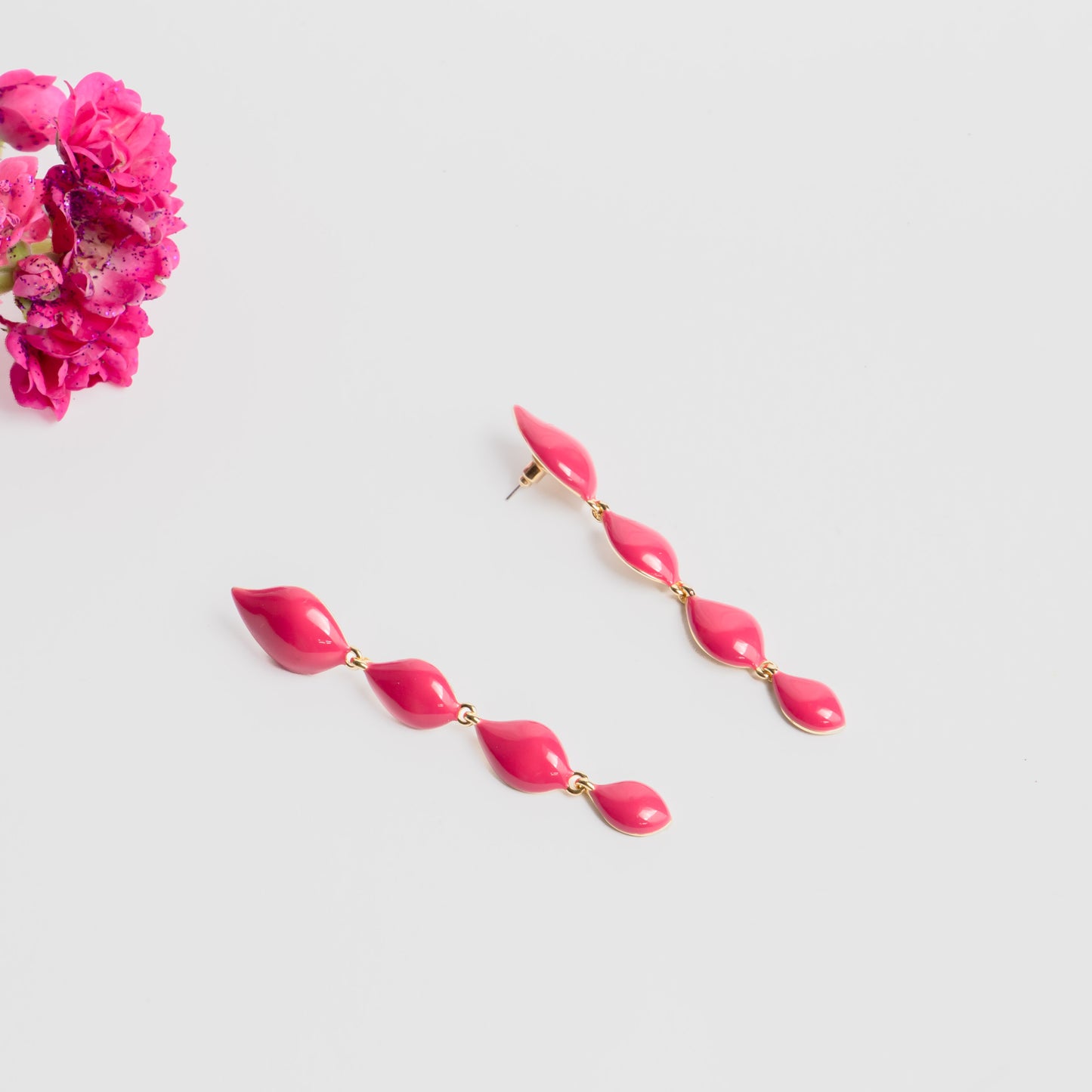 Cercei metalici pink glow drop - Roz