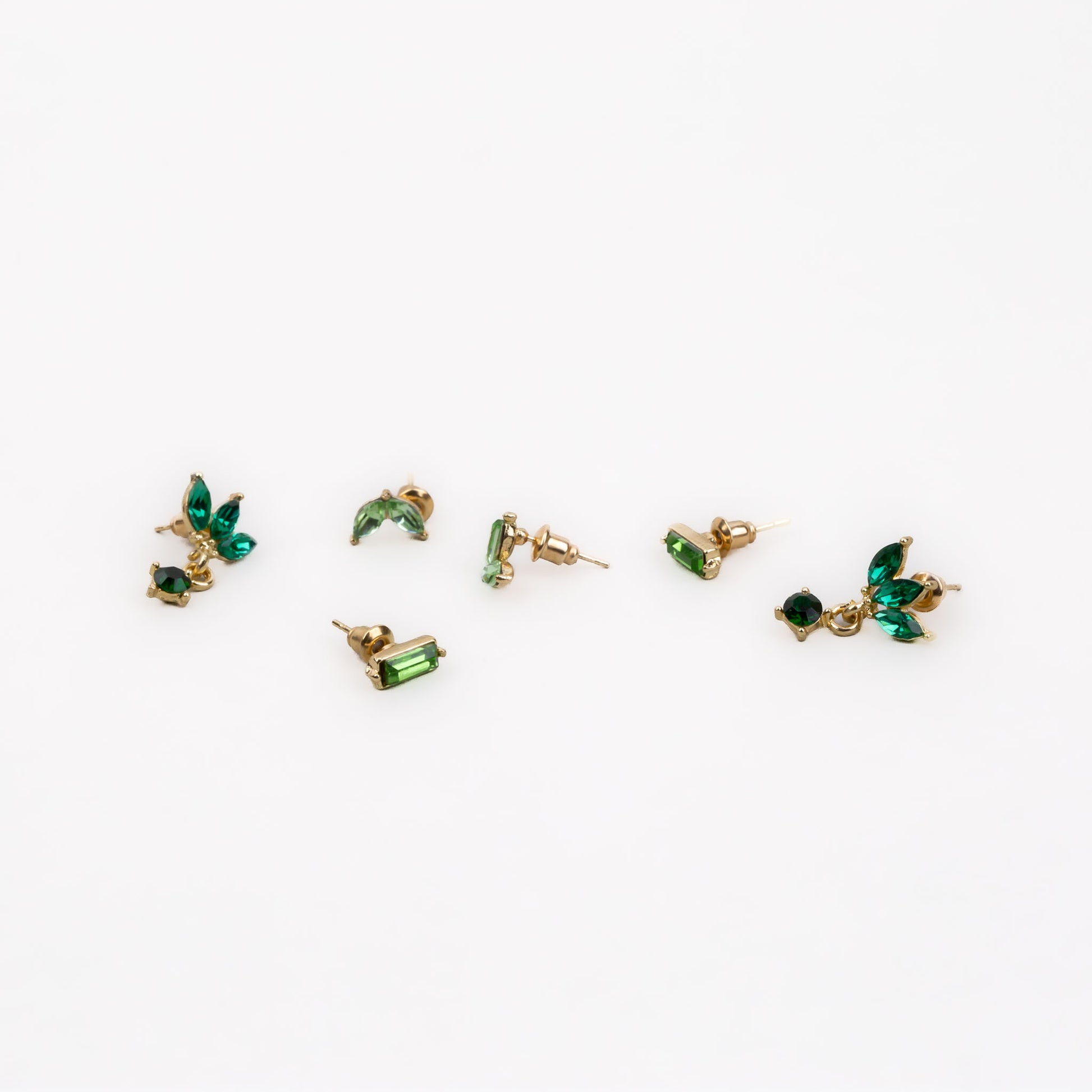 Cercei mici cu formă de amuletă și pietre delicate, set 3 perechi - Verde, Auriu