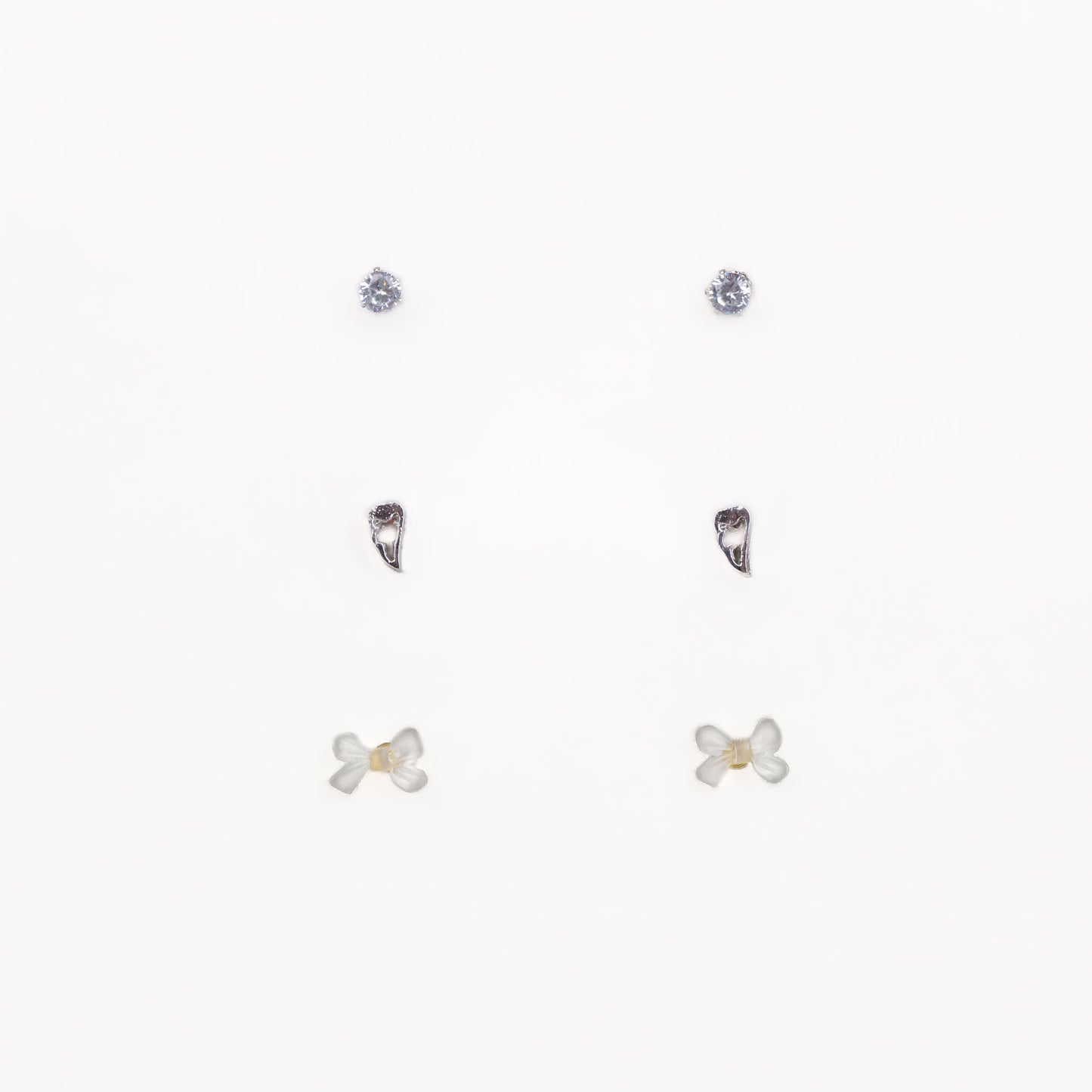 Cercei mici discreți cu fundiță, inimă și piatră, set 3 perechi - Argintiu