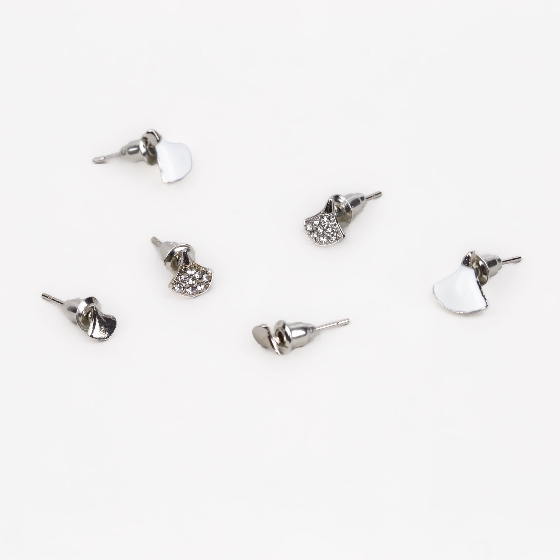 Cercei mici discreți în formă de evantai cu ștrasuri, set 3 perechi - Argintiu, Alb