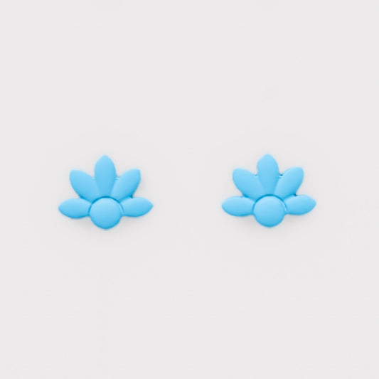 Cercei mici funky flowers cu textură de silicon - Albastru