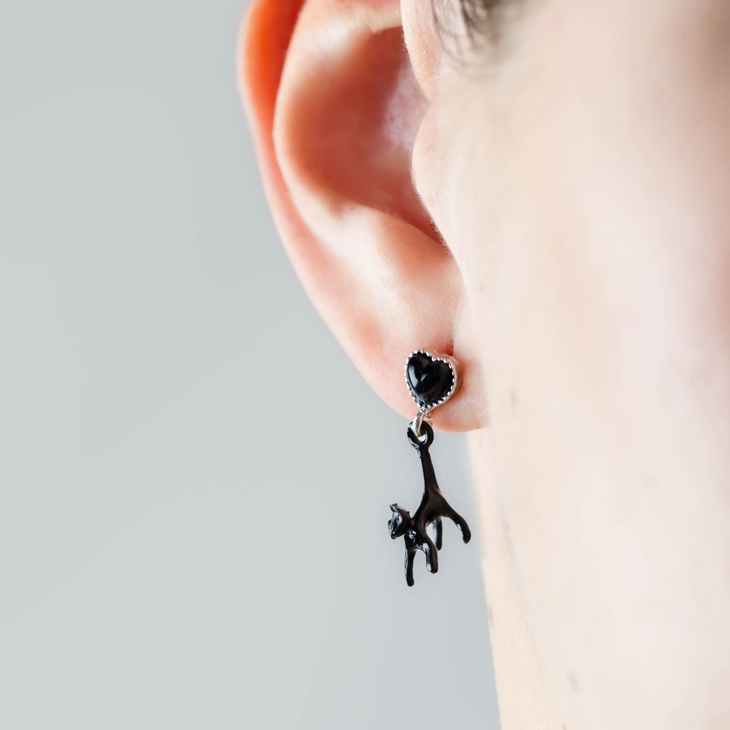 Cercei pisică neagră cu inimă