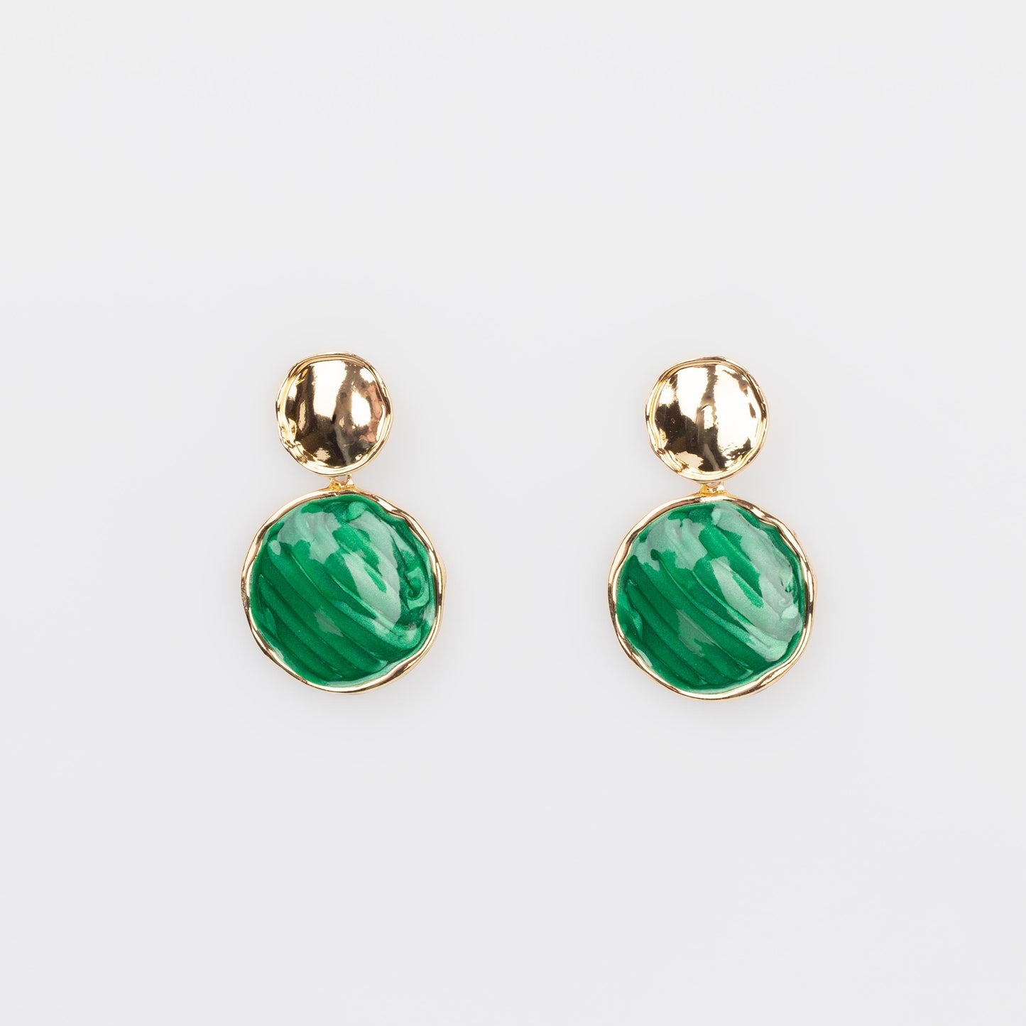 Cercei reliefați glossy cu accent - Verde