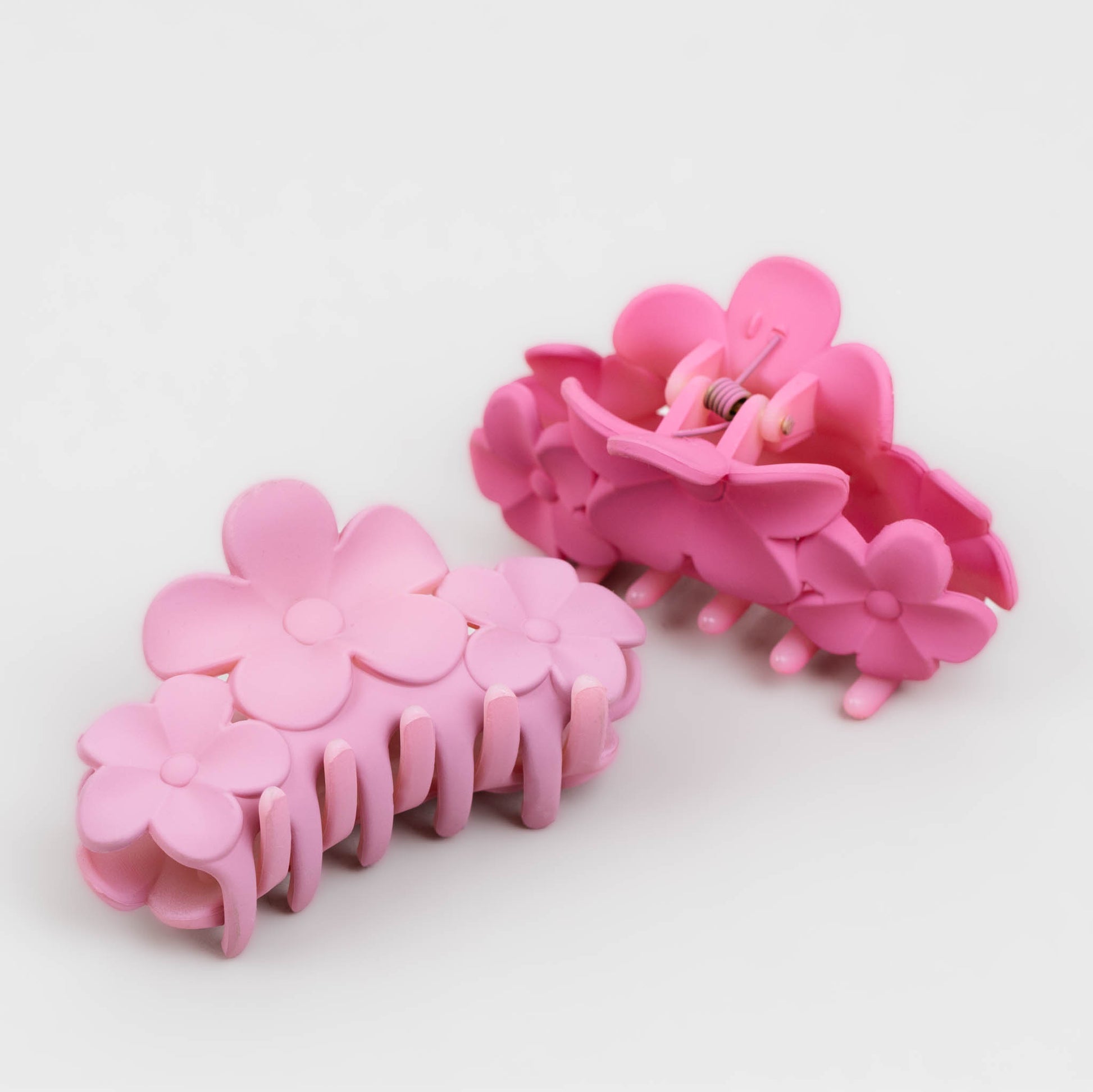 Clame de păr mari cu forme de flori și textură mată, set 2 buc - Roz