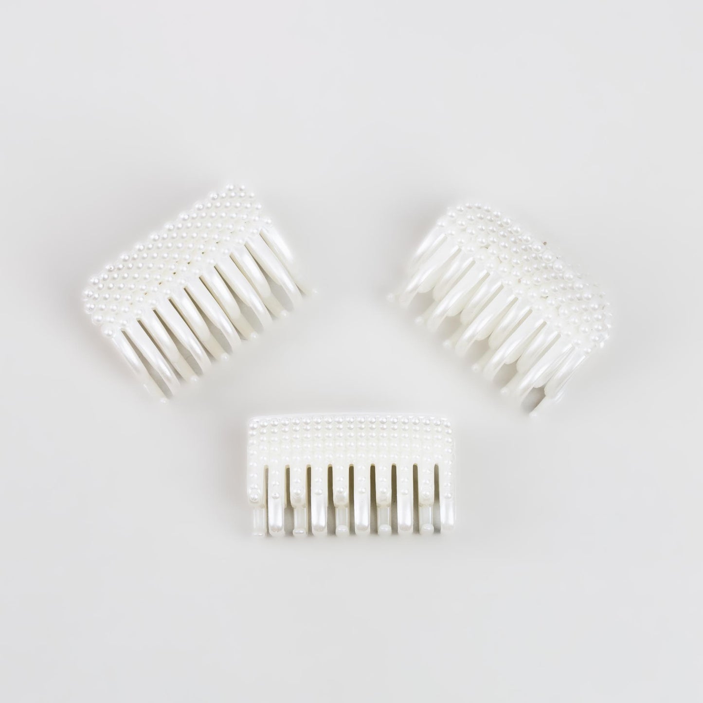Clame de păr medii cu perle, forme geometrice, set 3 buc - Alb