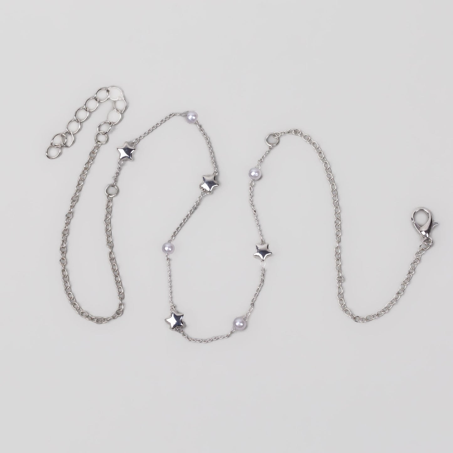 Colier cu lănțișor, perle mici și stele - Argintiu