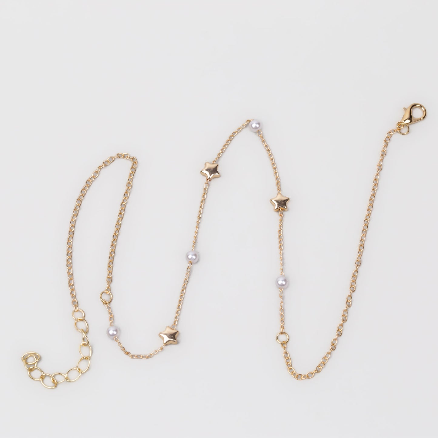 Colier cu lănțișor, perle mici și stele - Auriu