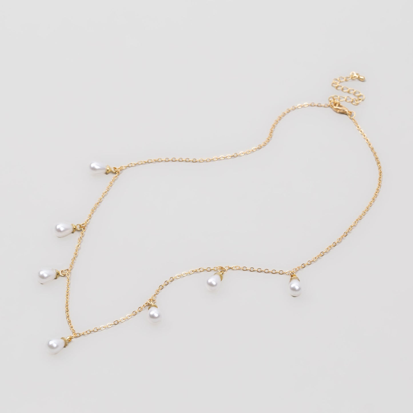 Colier cu lănțișor și perle - Auriu
