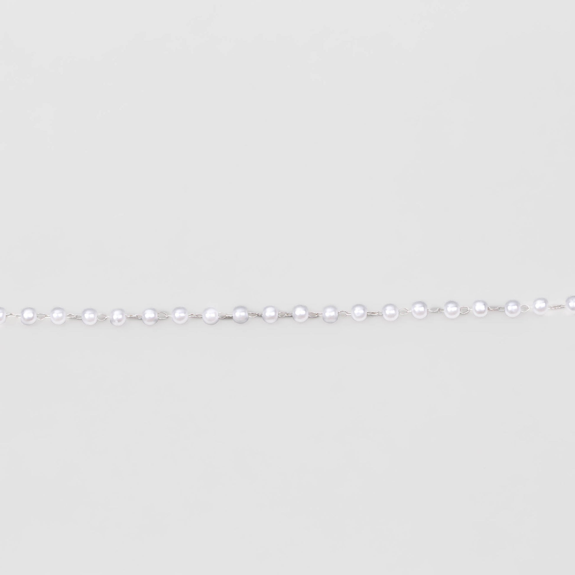 Colier la baza gâtului cu perle mici pe lanț - Argintiu