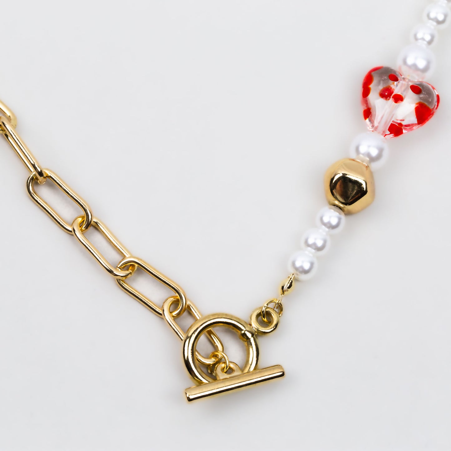 Colier la baza gâtului cu perle și inimă - Auriu, Alb