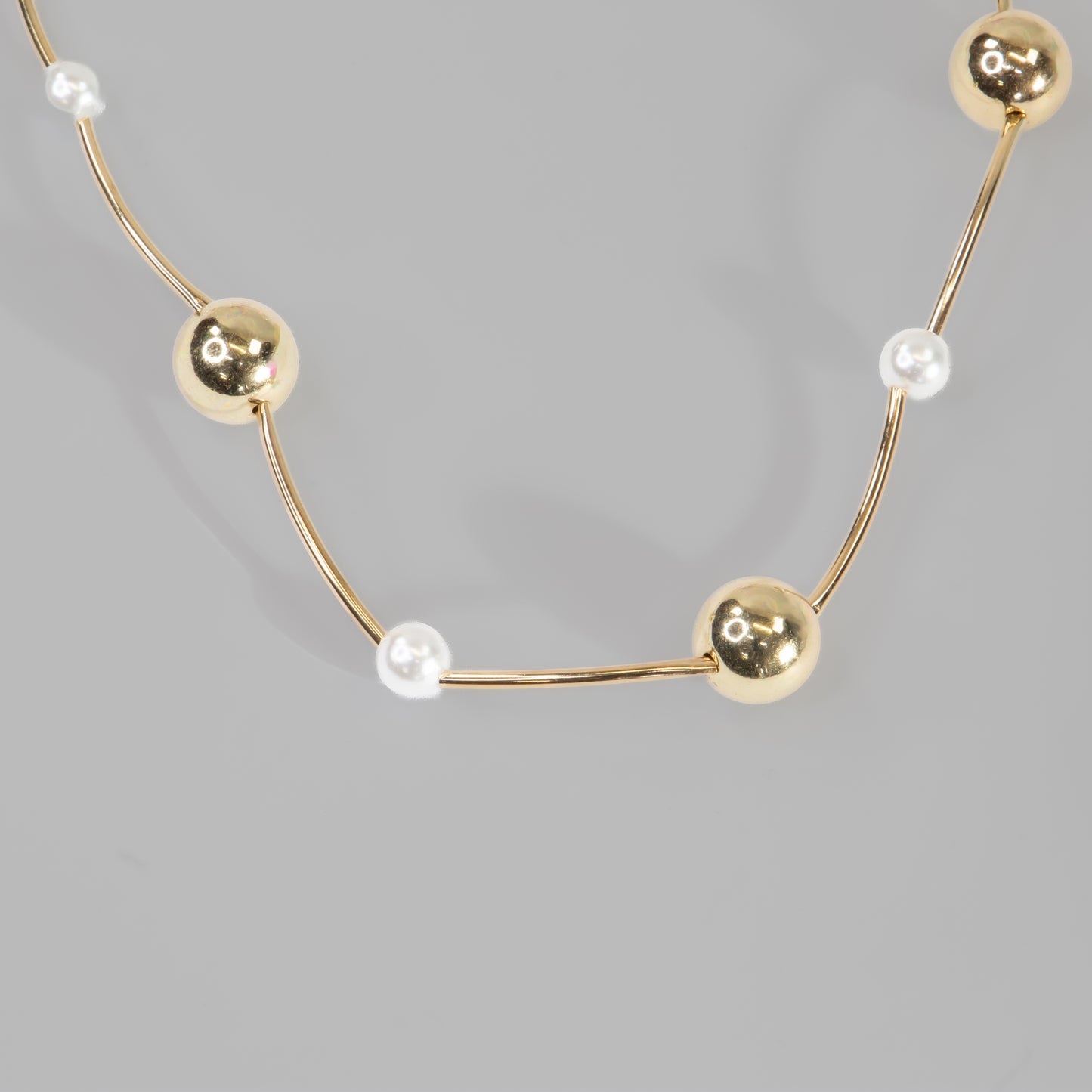 Colier minimalist cu perle - Luna Golden