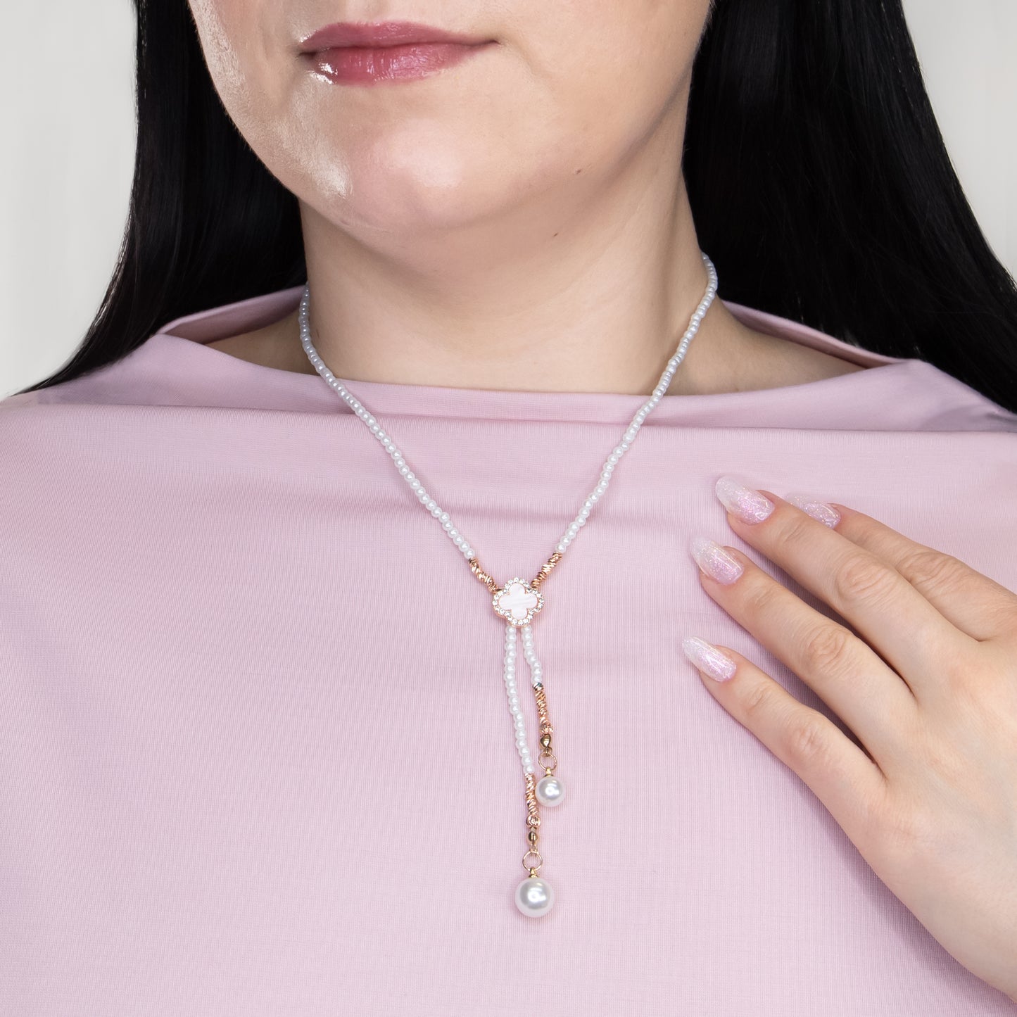 Colier subtil cu perle și ștrasuri - Rose Gold