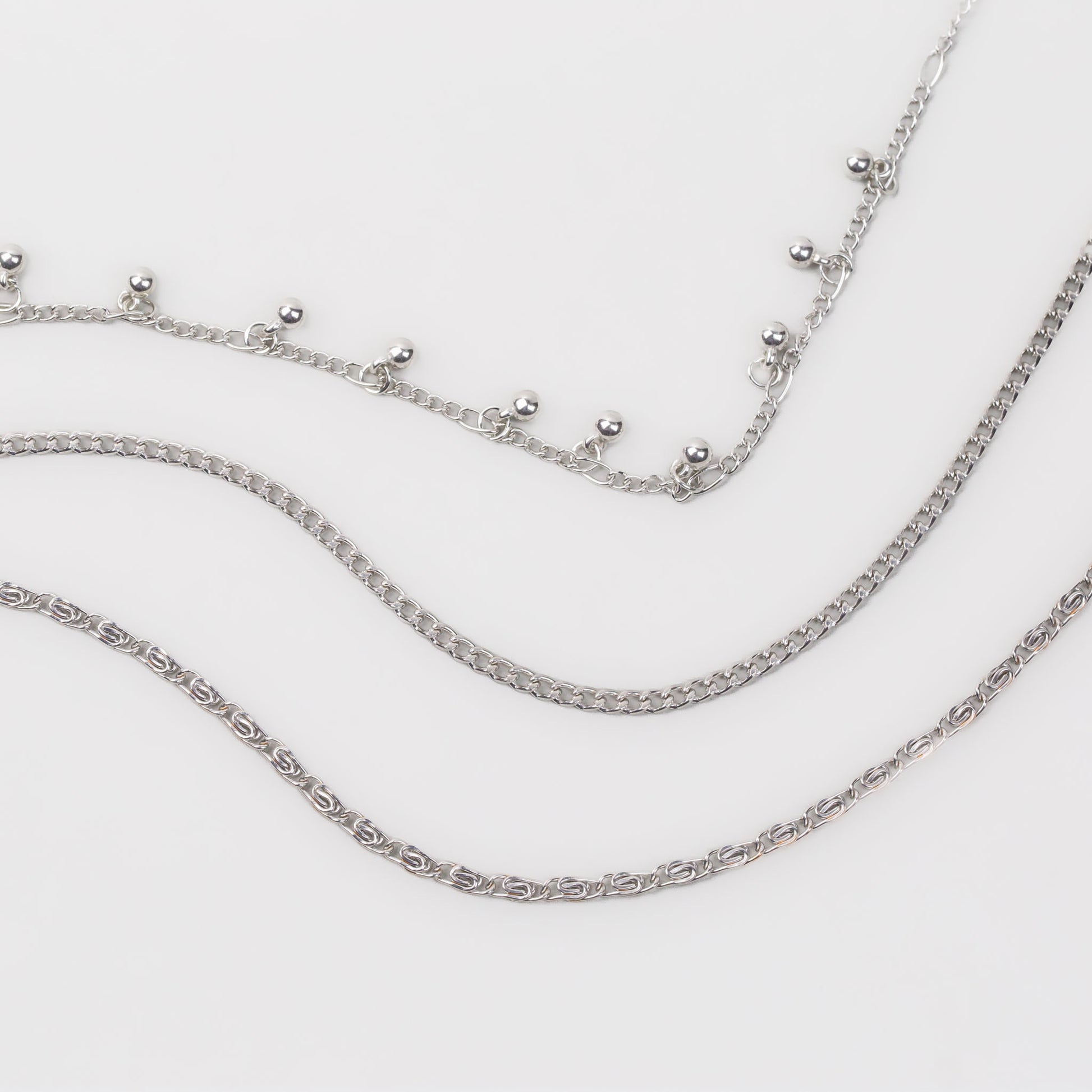 Coliere cu lanț și biluțe, set 3 buc - Argintiu