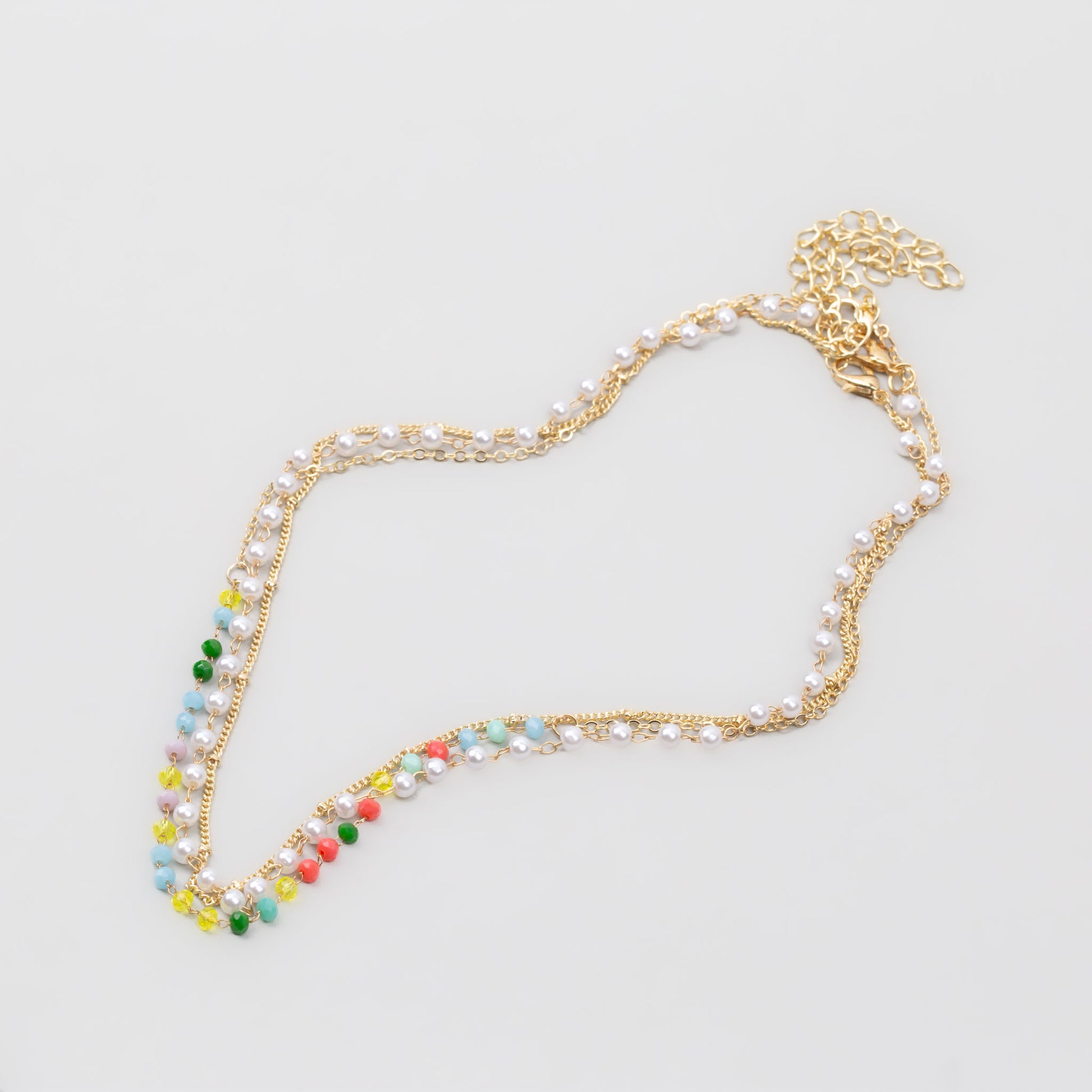 Coliere cu lănțișor, pietre colorate și perle mici, set 3 buc - Auriu