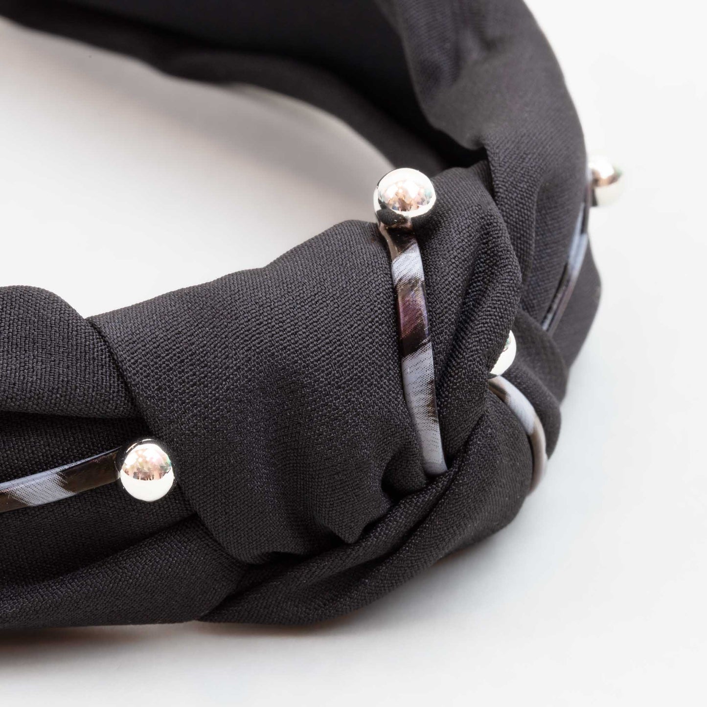 Cordelută de păr lată cu nod și material textil cu biluțe - Negru