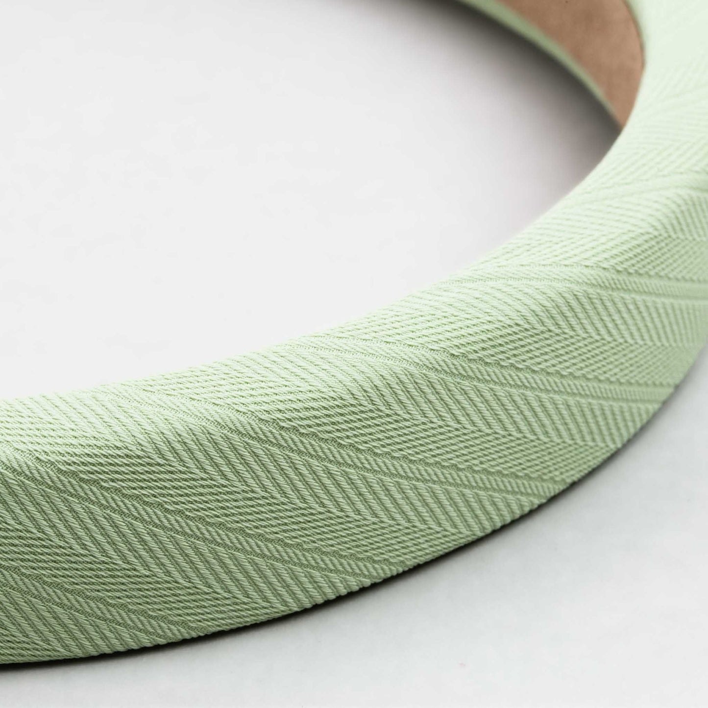 Cordeluță de păr subțire cu burete moale și textură satinată - Verde