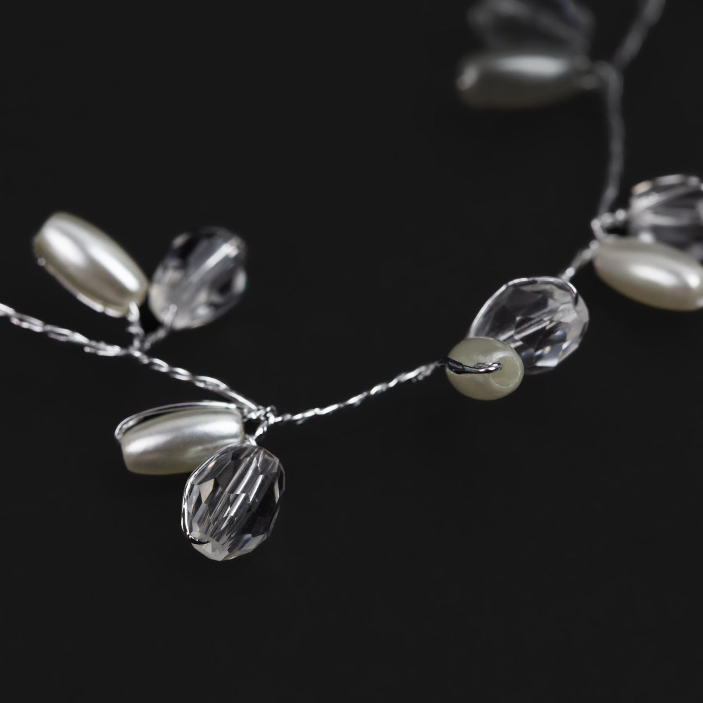 Diademă elegantă maleabilă cu pietre, perle - Argintiu