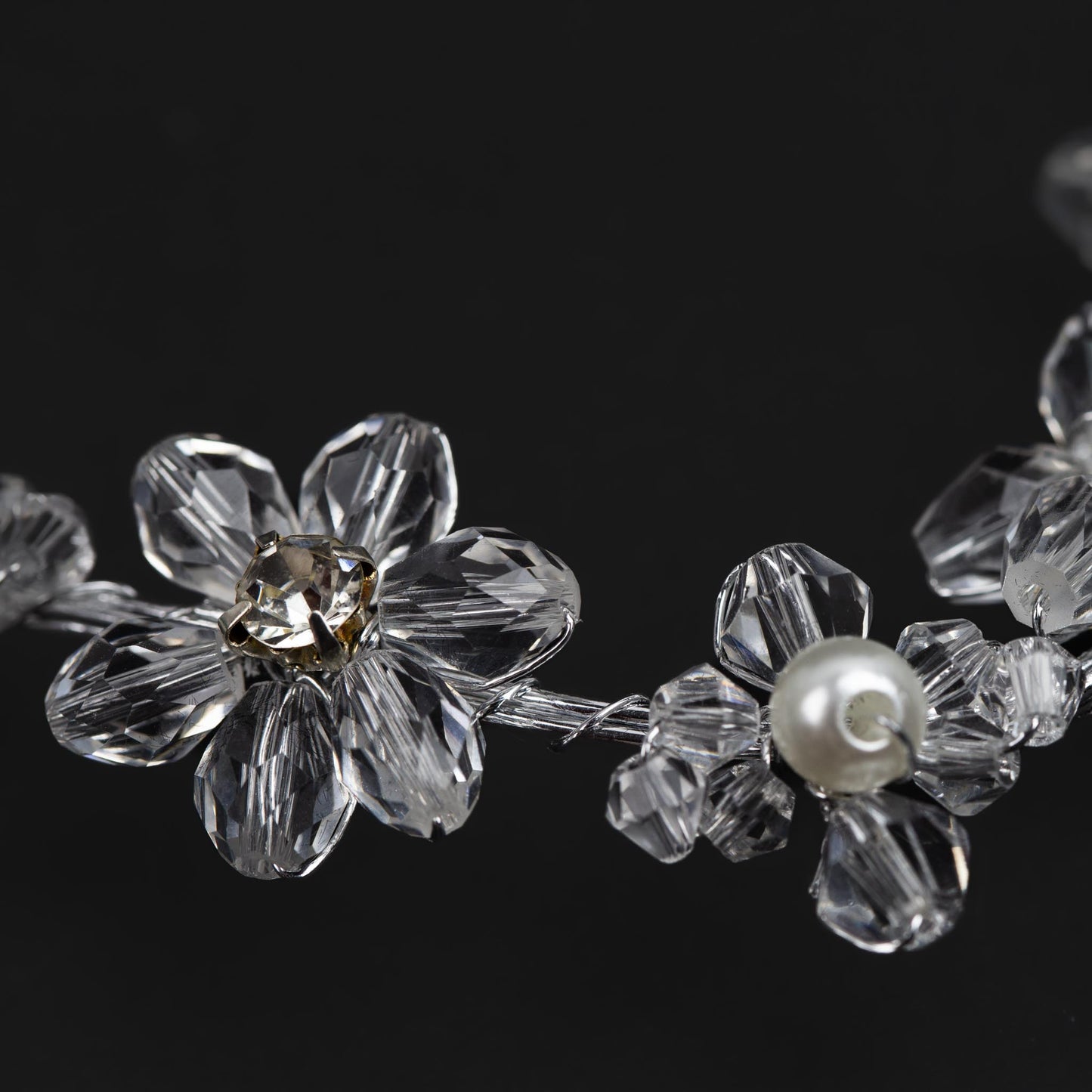 Diademă elegantă maleabilă cu pietre, perle, flori - Argintiu Clasic