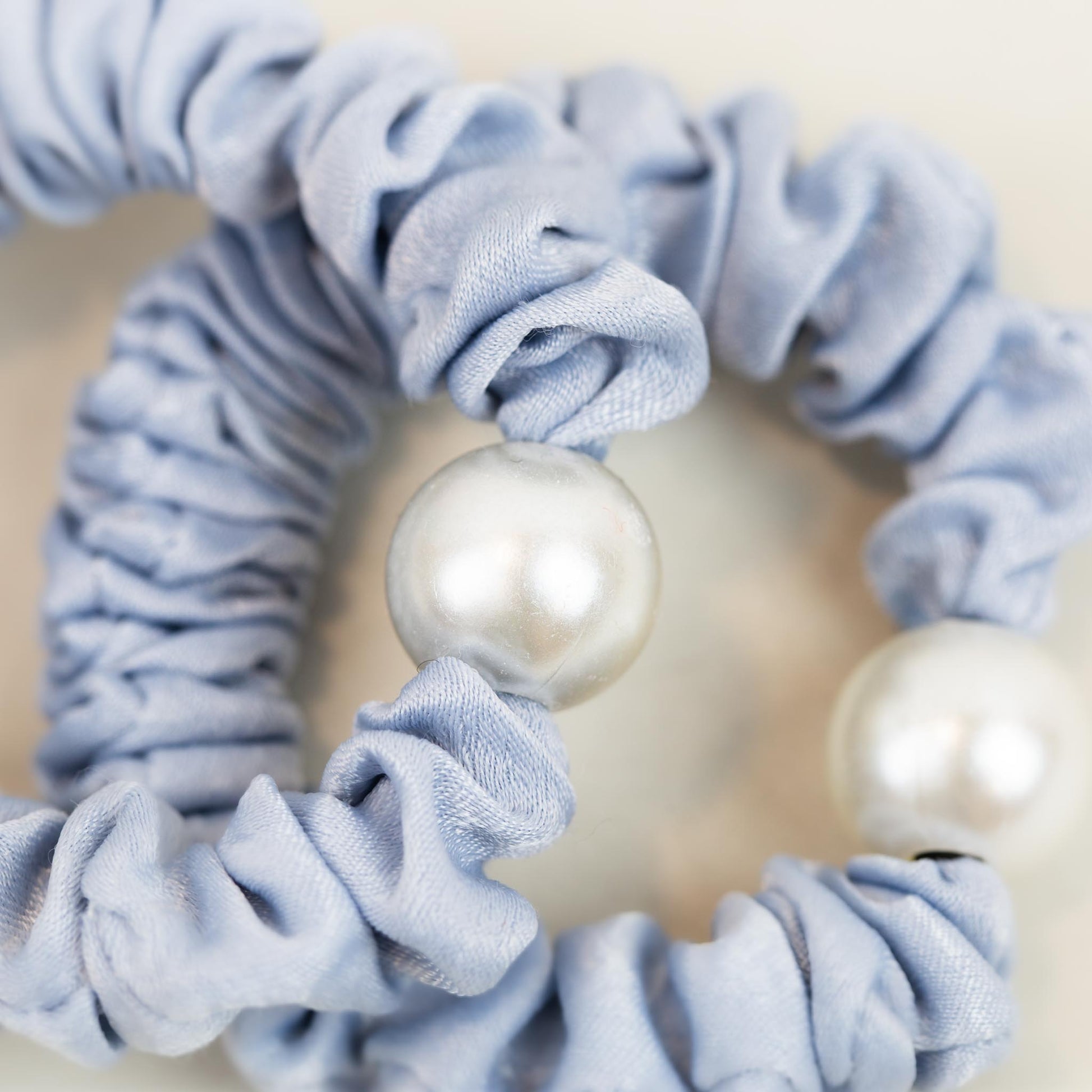 Elastice de păr din satin, tip scrunchie cu perlă, grosime 1,8 cm, set 2 buc - Gri, Albastru