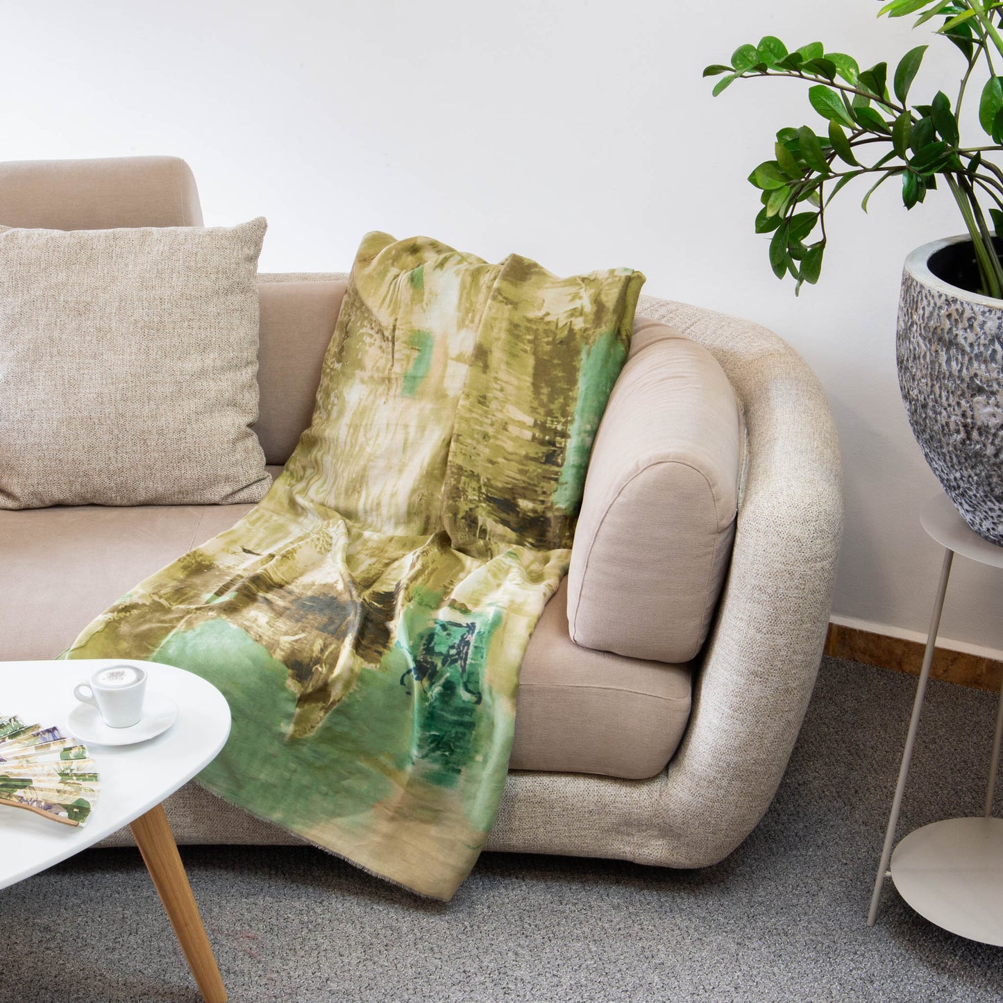 Eșarfă comodă cu imprimeu watercolor, 180 x 90 cm - Verde