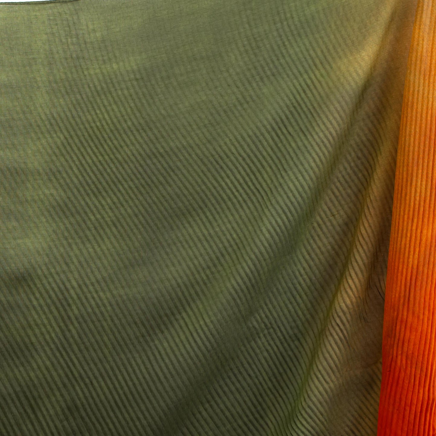 Eșarfă comodă și aerată cu degrade multicolor, 205 x 70 cm - Tonuri Pământii