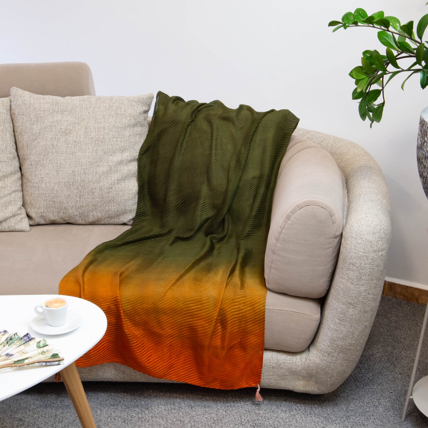 Eșarfă comodă și aerată cu degrade multicolor, 205 x 70 cm - Tonuri Pământii