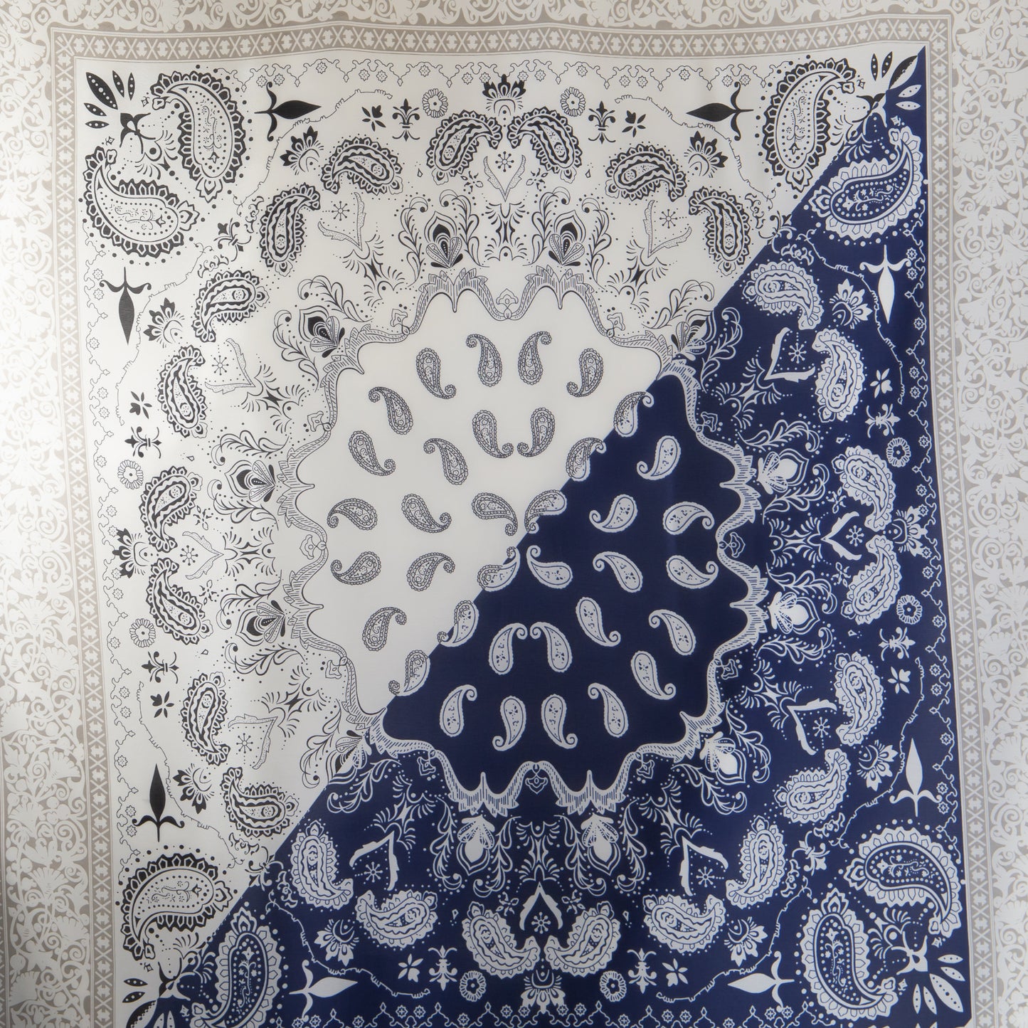 Eșarfă comodă și aerată cu efect de mătase, imprimeu paisley simetric, 180 x 92 cm - Albastru, Gri