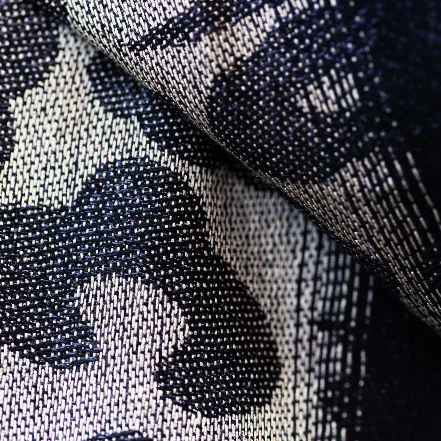 Eșarfă damă cu animal print, fir sclipitor și franjuri, 180 x 70 cm - Maro, Negru, Bej