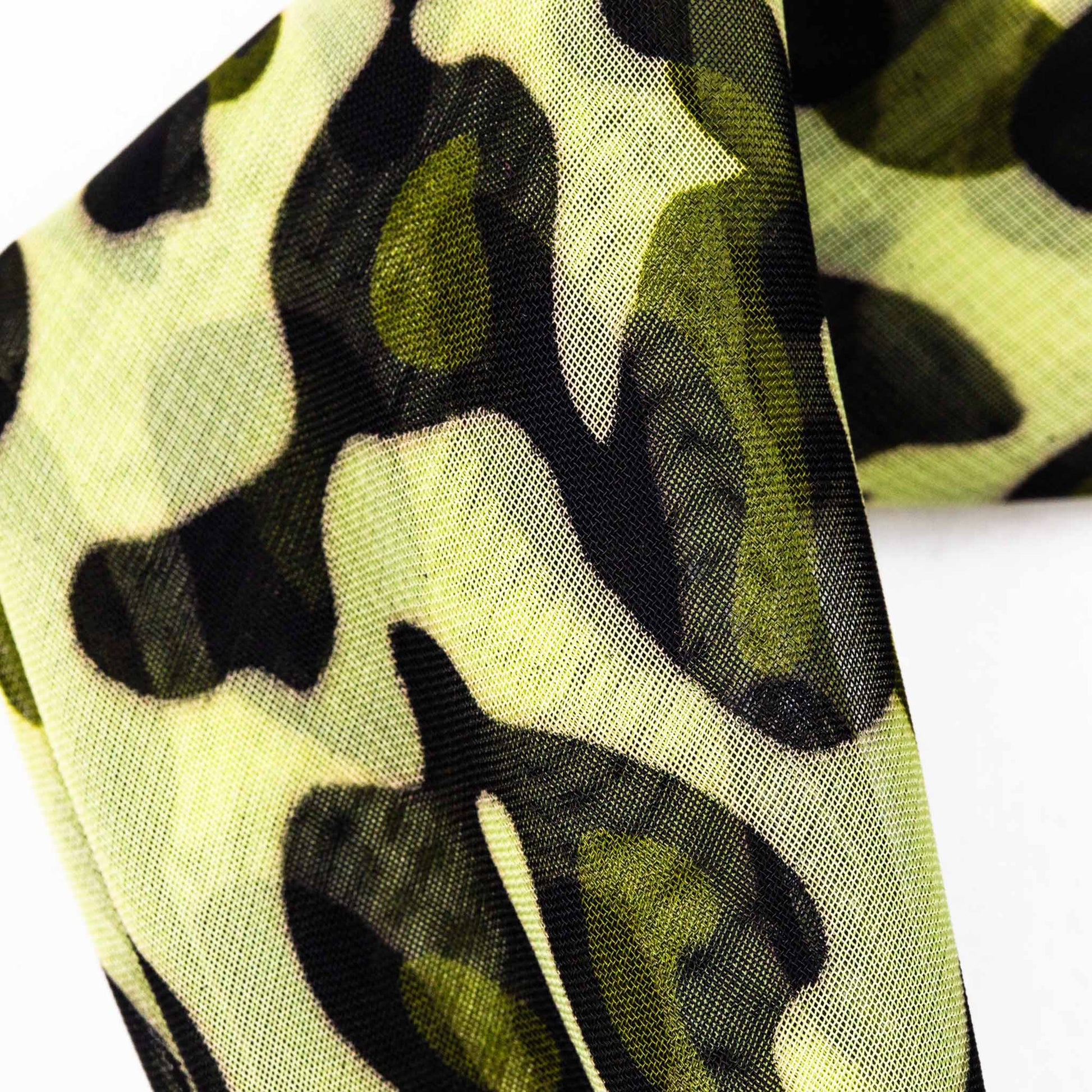 Eșarfă damă din mătase cu animal print și dungi, 65 x 65 cm - Verde