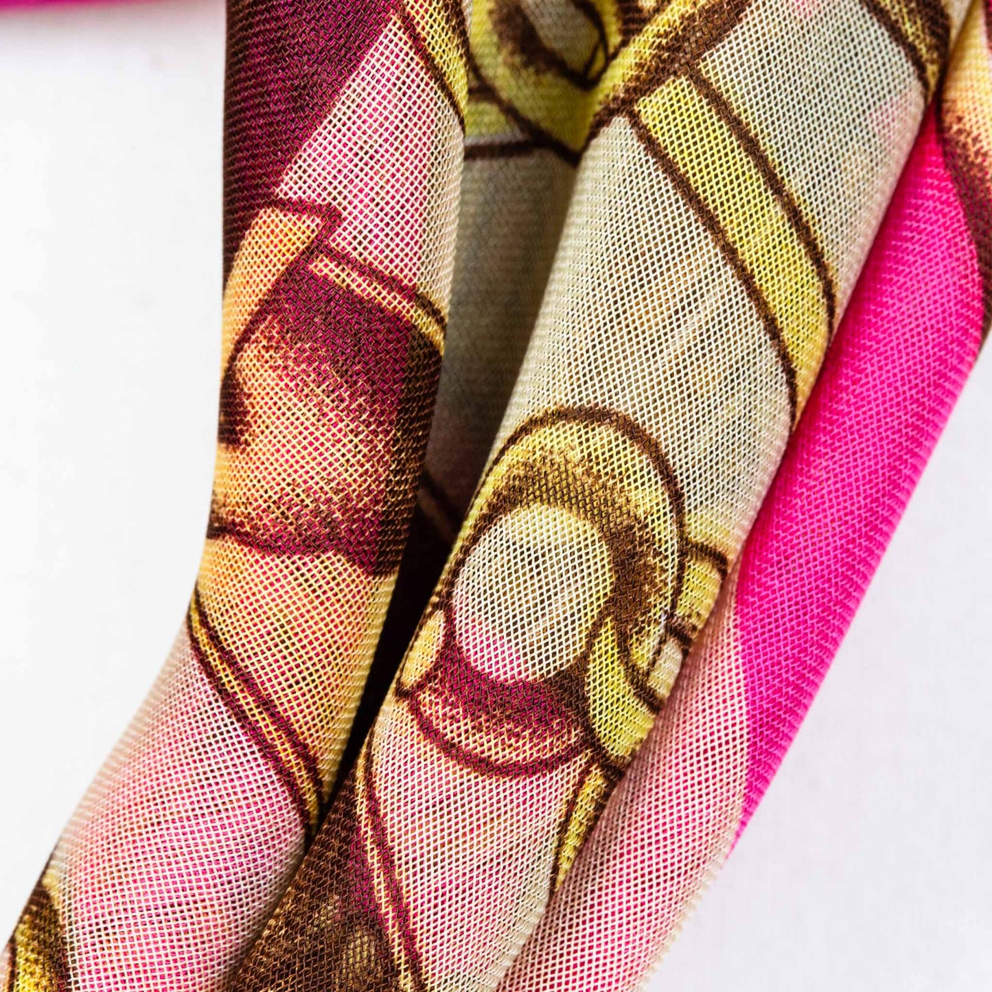 Eșarfă damă din mătase cu imprimeu medieval, 65 x 65 cm - Roz