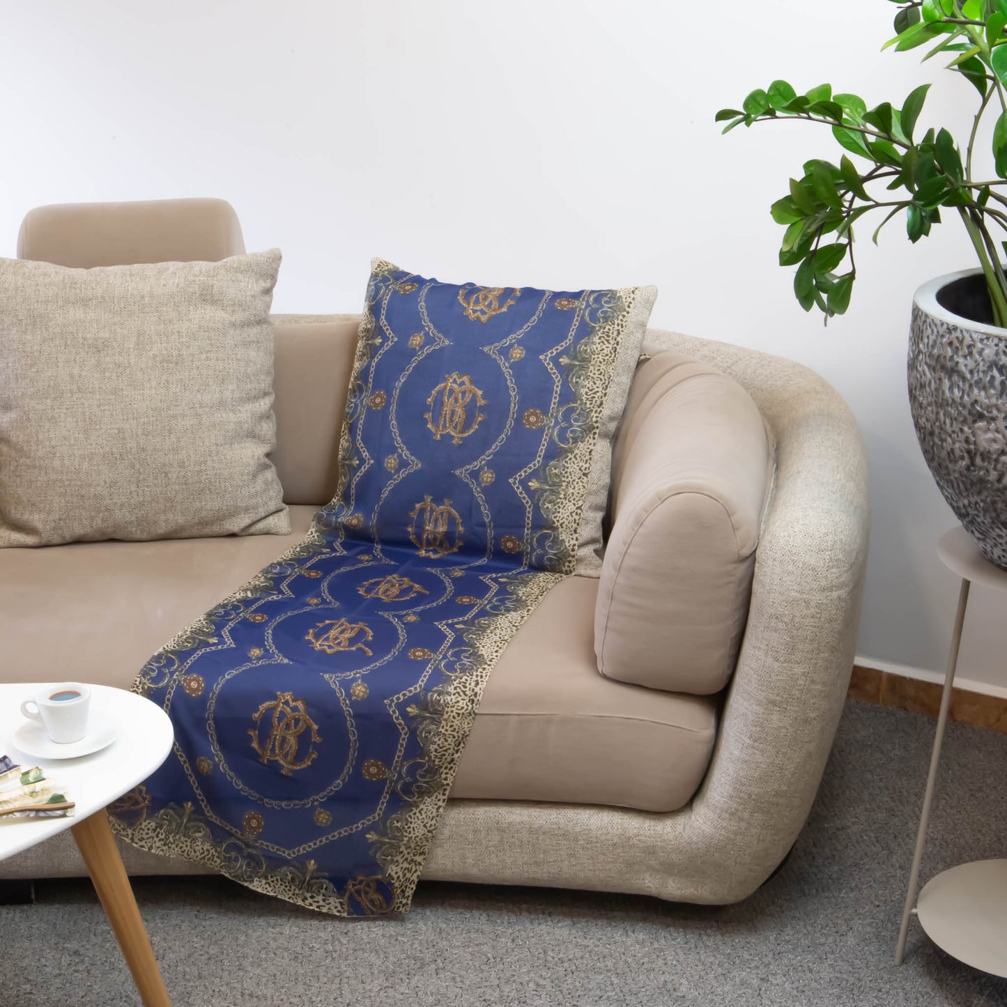 Eșarfă fină cu efect de mătase, imprimeu animal print royal, 160 x 45 cm - Albastru