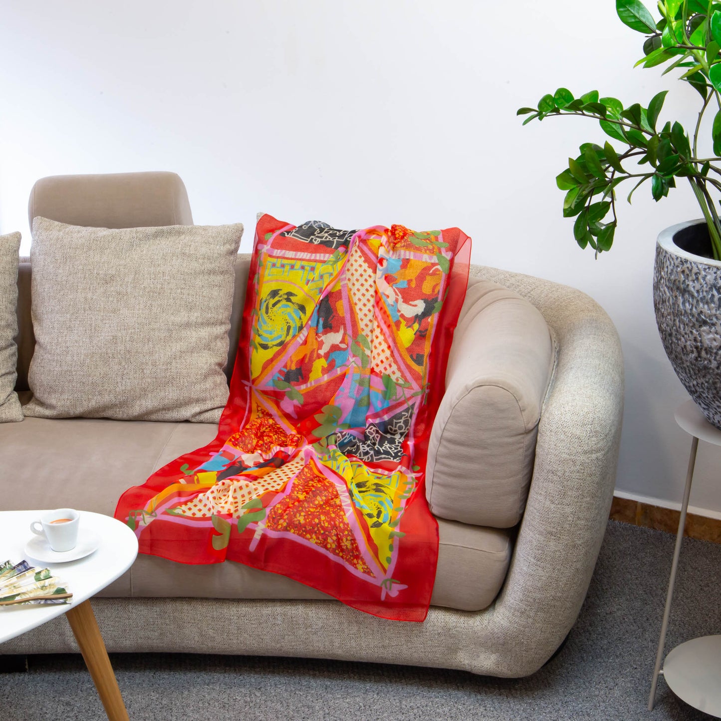 Eșarfă fină cu efect de mătase, imprimeu cu forme abstracte, 170 x 75 cm - Malaga Vibes